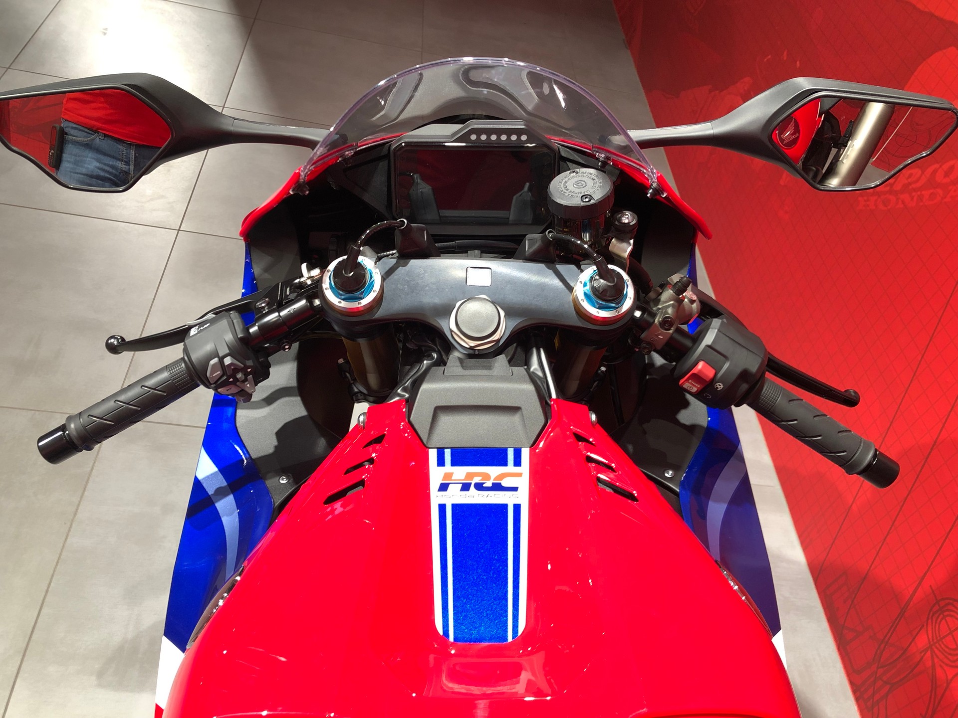 HONDA CBR 1000 RR-R Fireblade SP-showroom-element-3