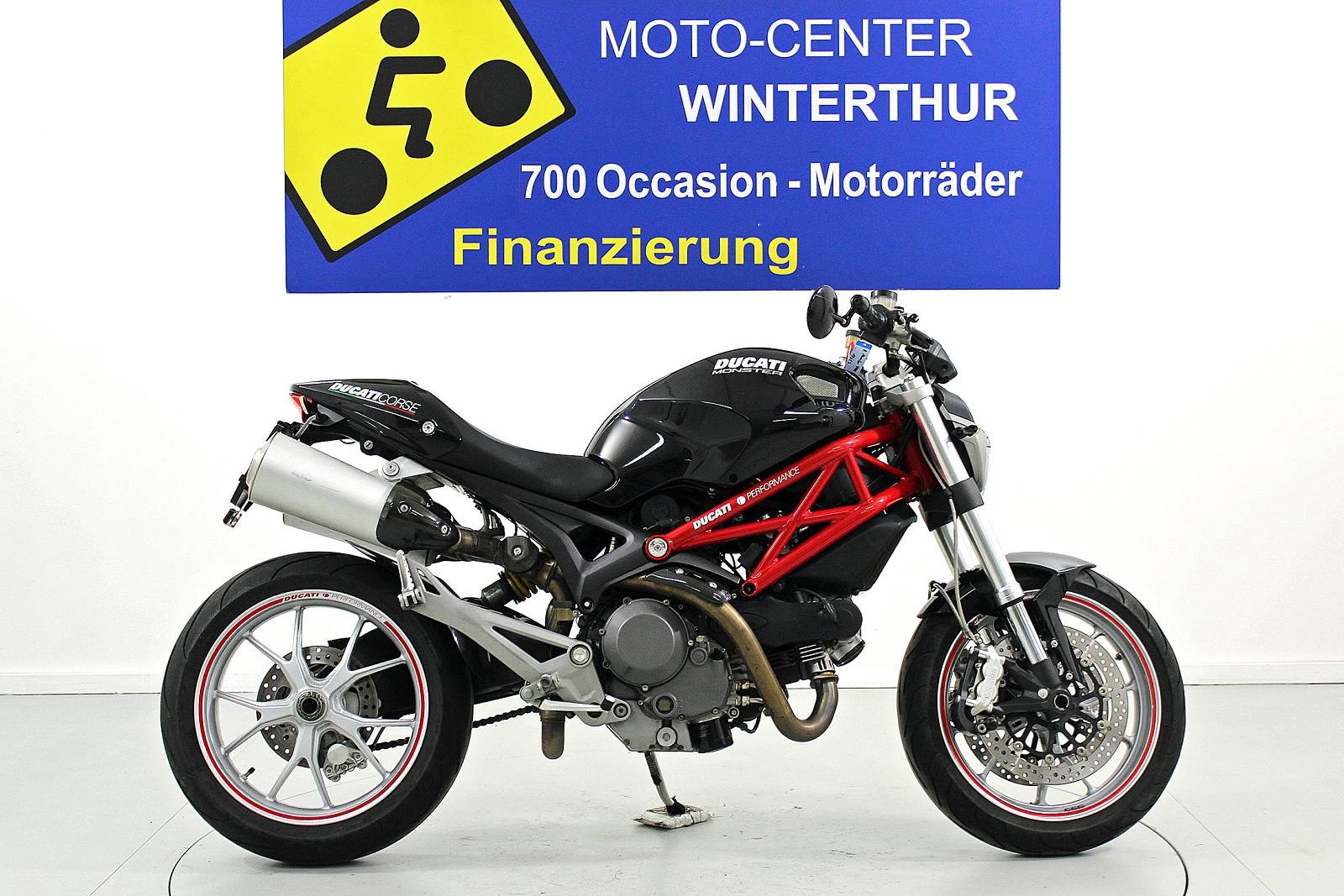 DUCATI Monster 1100
