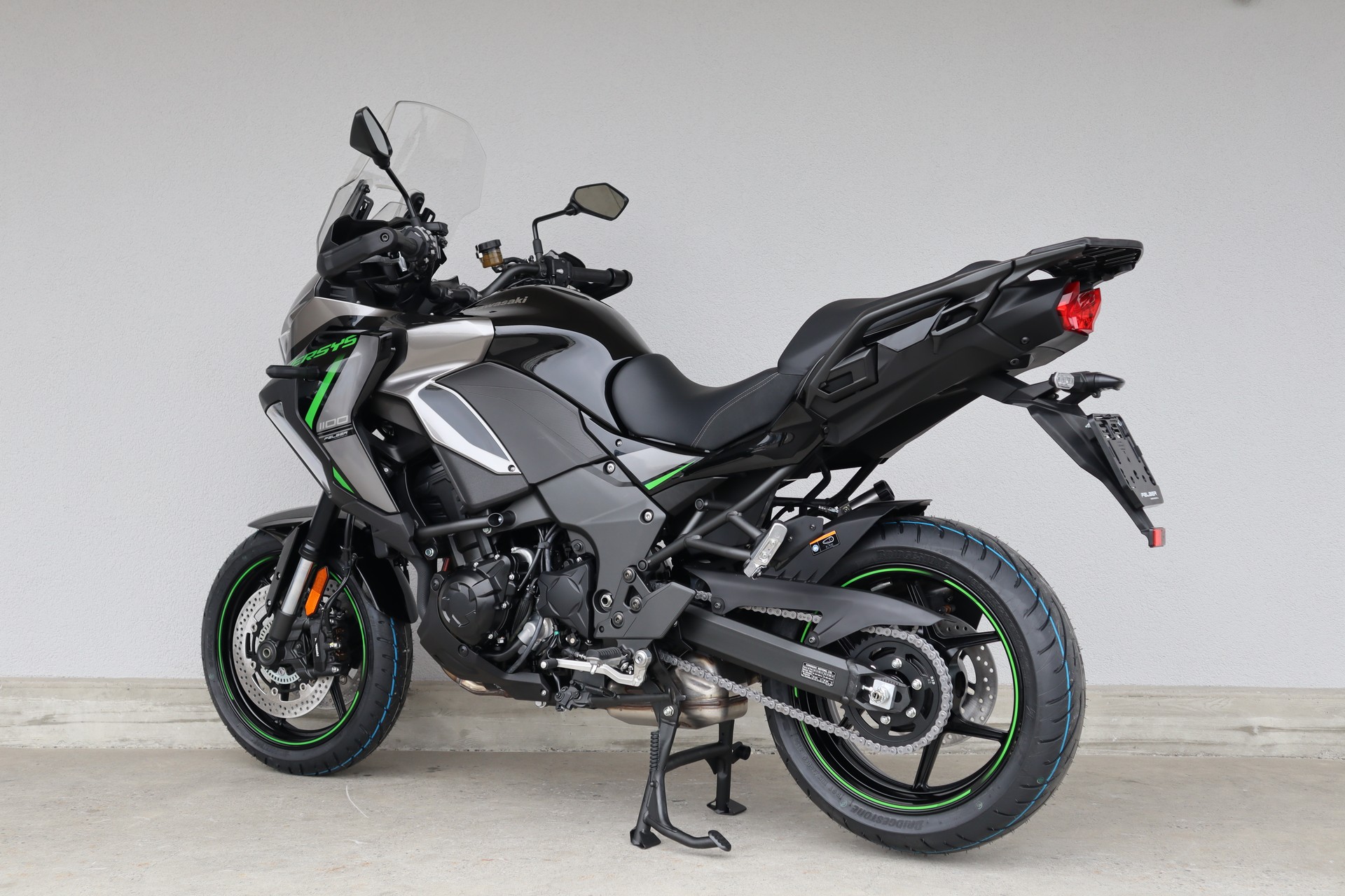 KAWASAKI VERSYS 1100 S-image-5