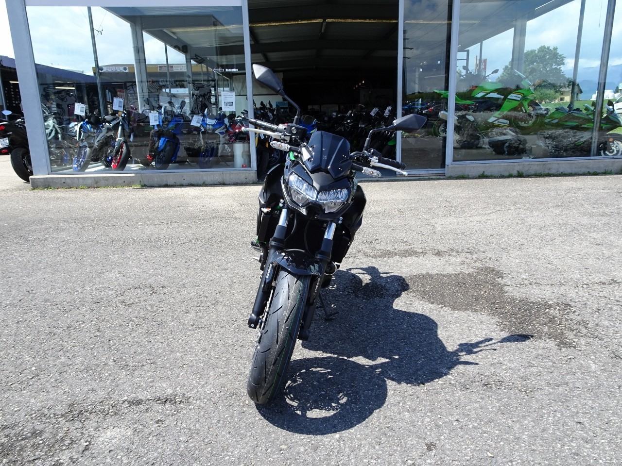KAWASAKI Z 650 (35kW)-showroom-element-2