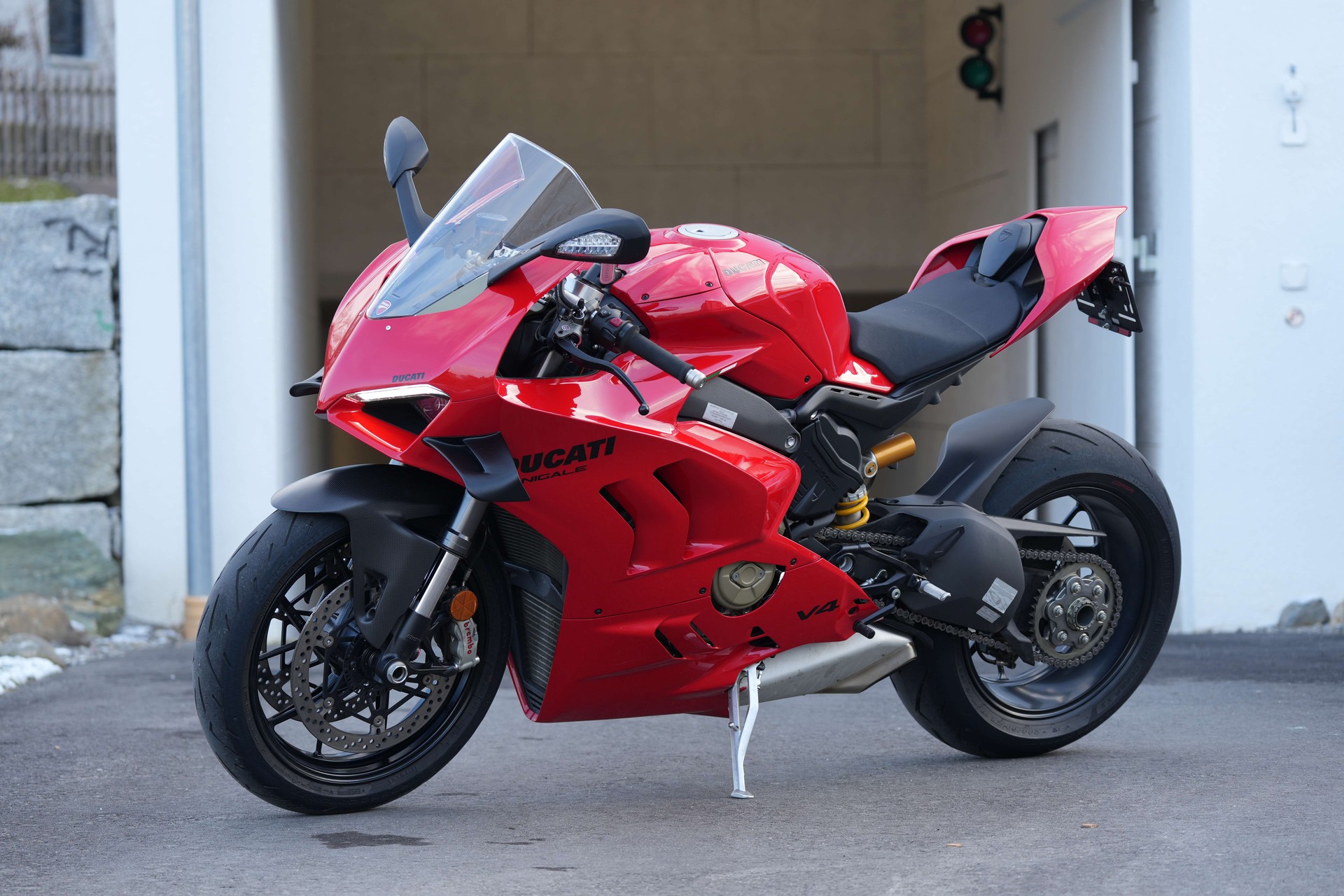 DUCATI Panigale V4-showroom-element-2
