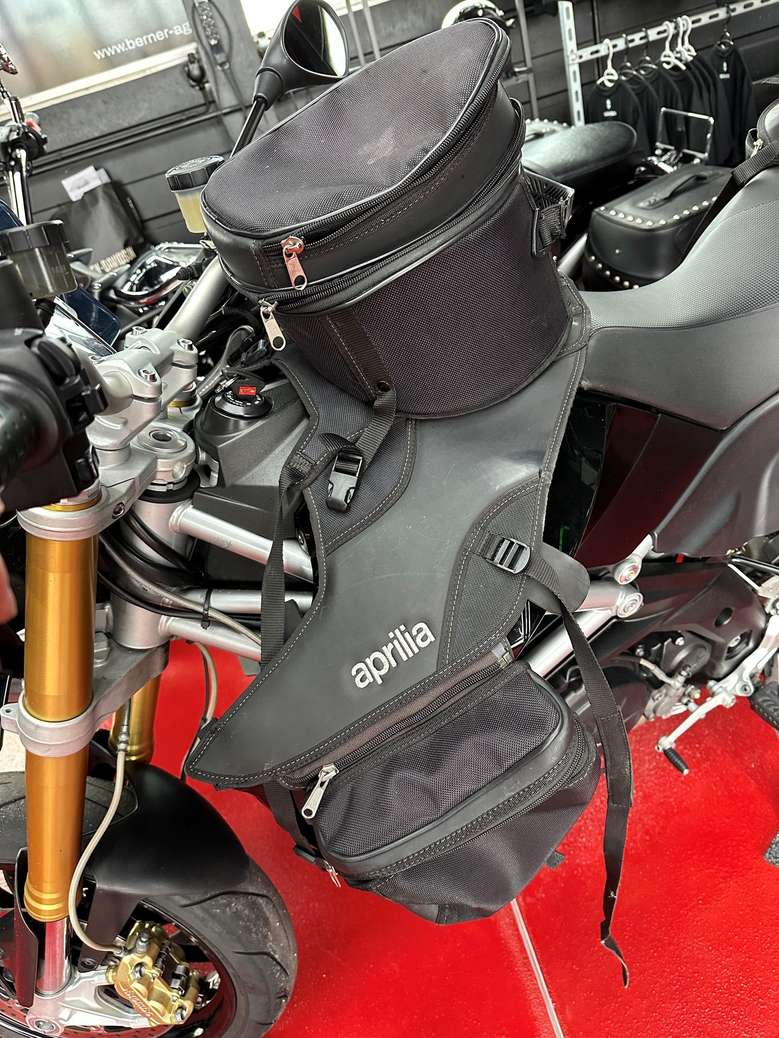 APRILIA Dorsoduro 1200 ABS/TC-image-7