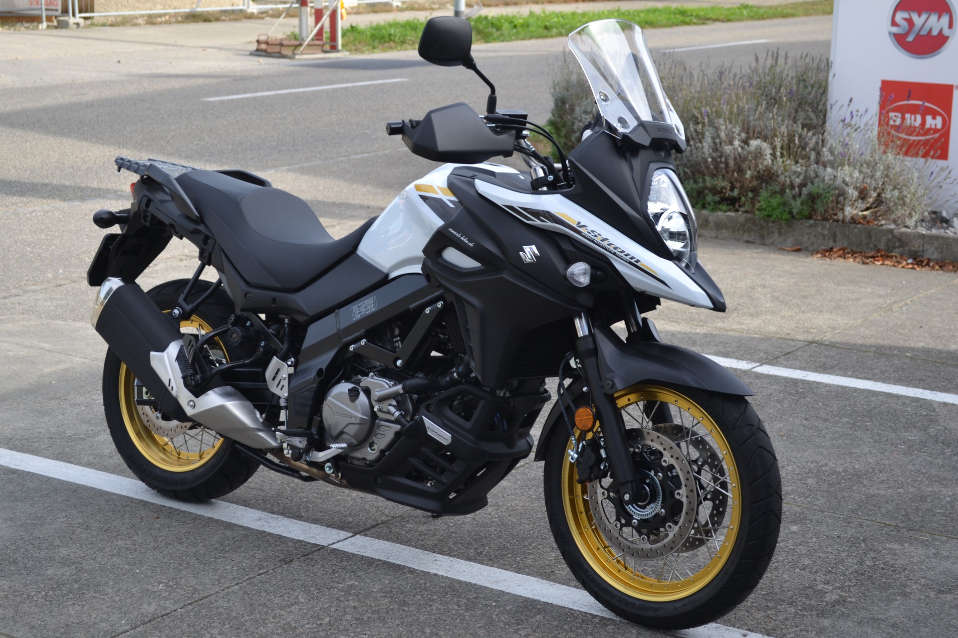 SUZUKI DL 650 XT Comfort-image-1