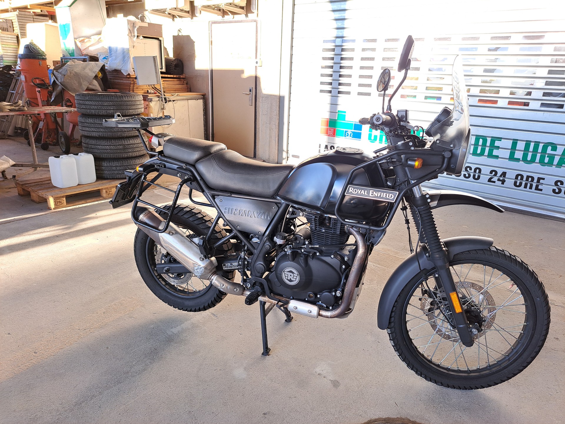 ROYAL ENFIELD Himalayan 400 EFI