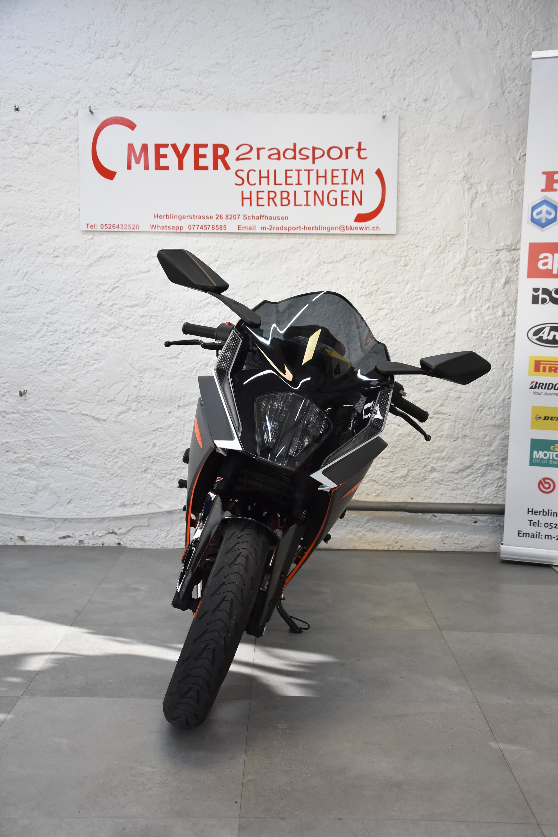 KTM RC 125 GP-showroom-element-3