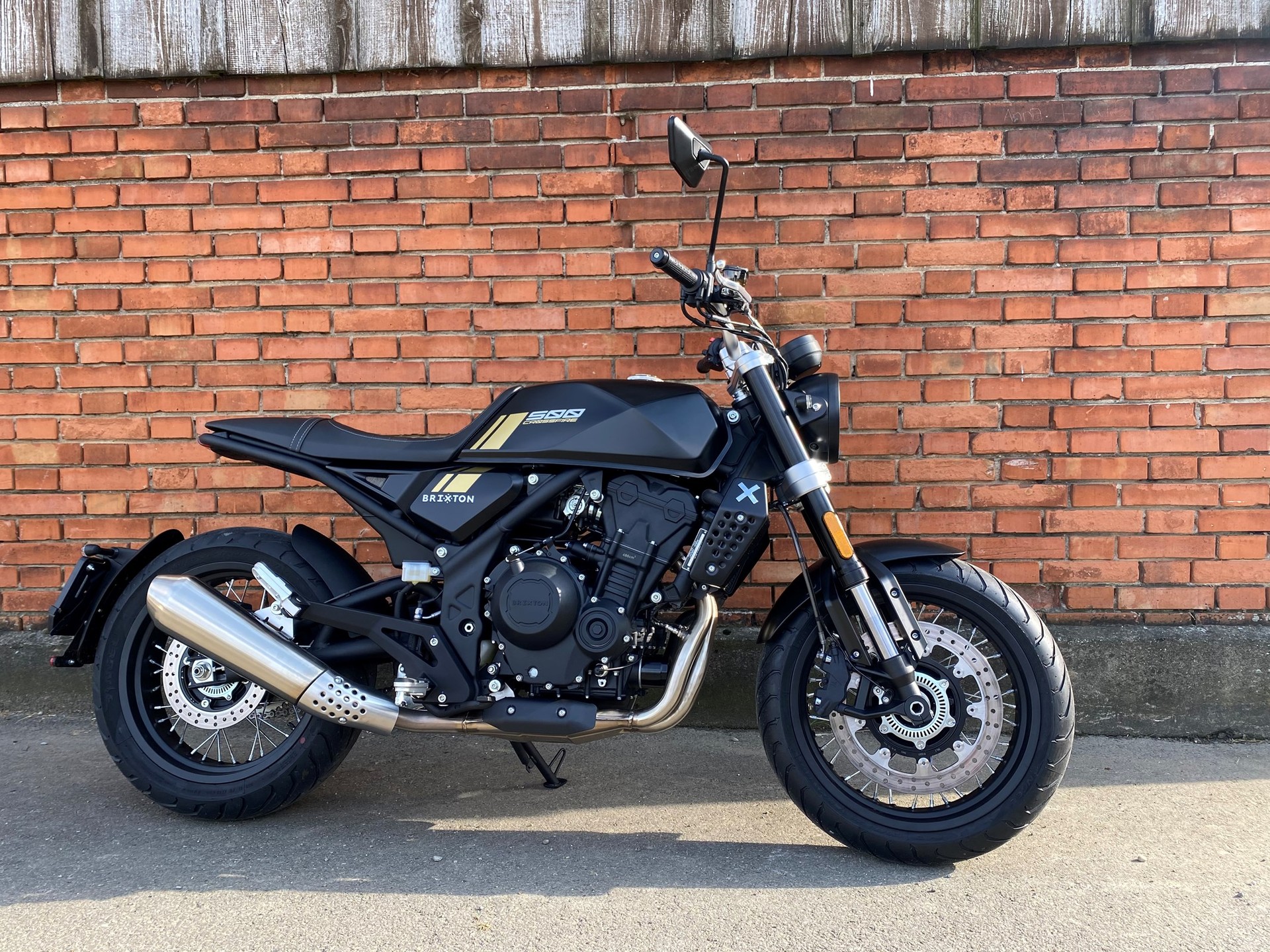 BRIXTON CROSSFIRE 500 X