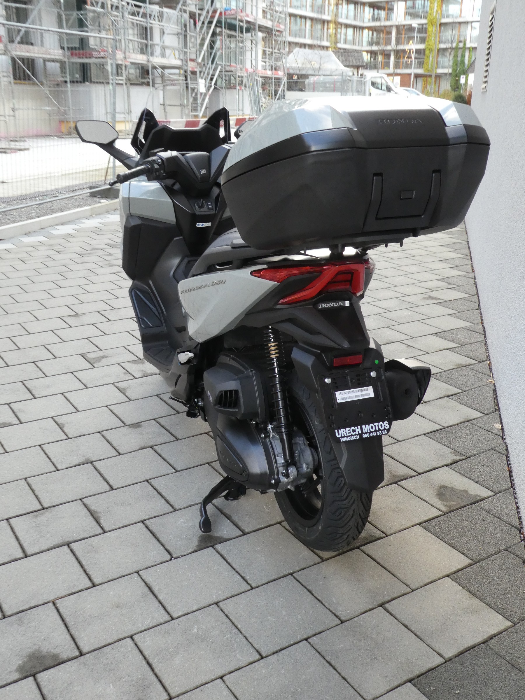 HONDA NSS 350 Smart Top Box-image-6