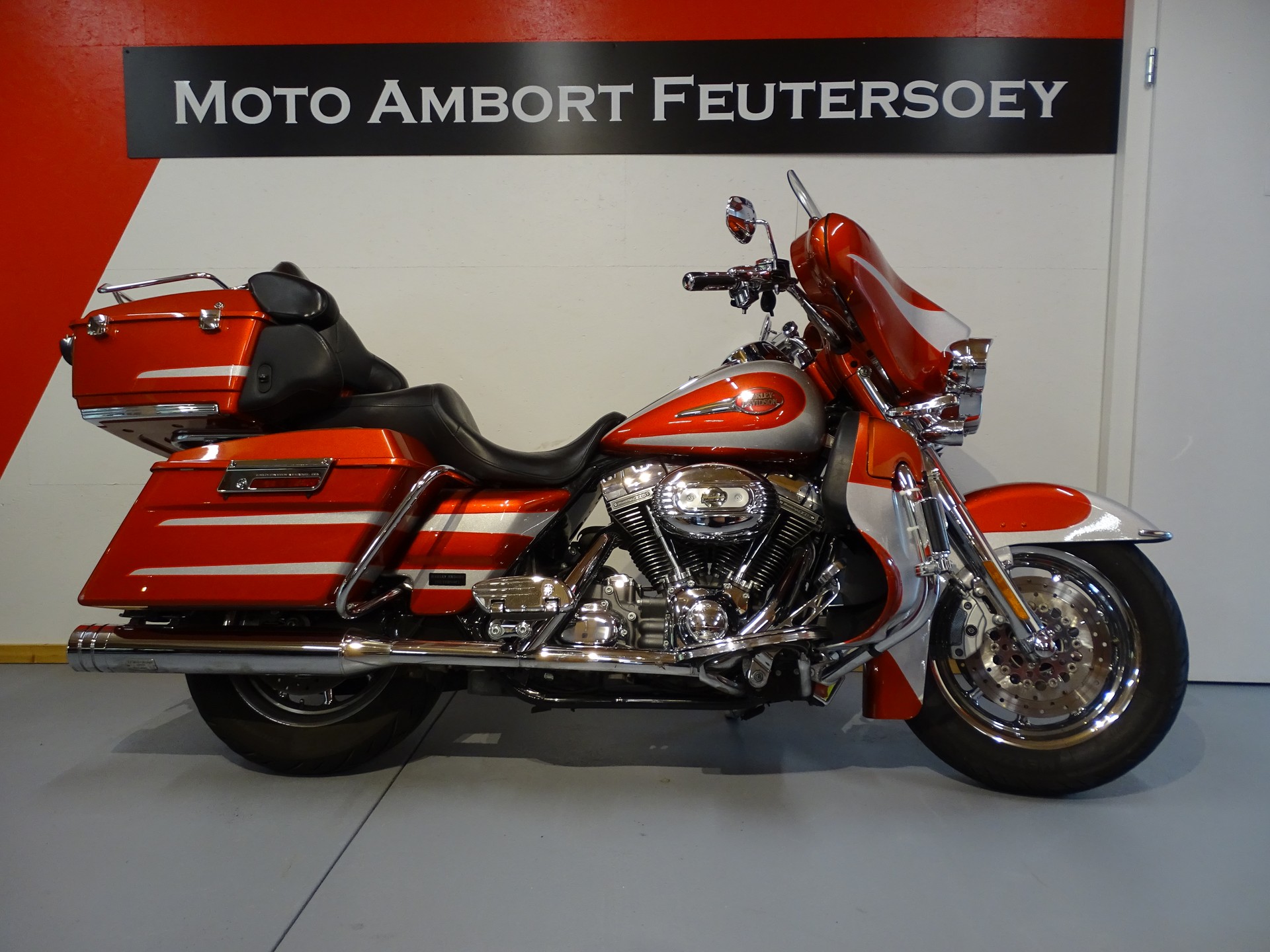 HARLEY-DAVIDSON