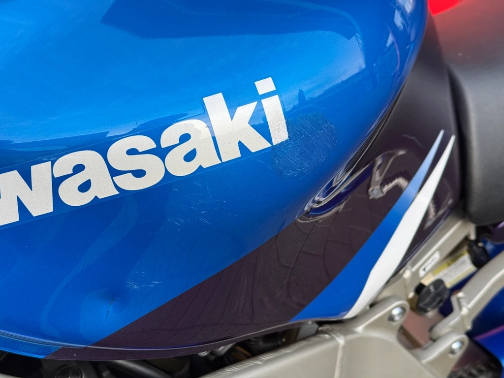 KAWASAKI NINJA ZX-9R - acquistare un veicolo usato | MotoScout24