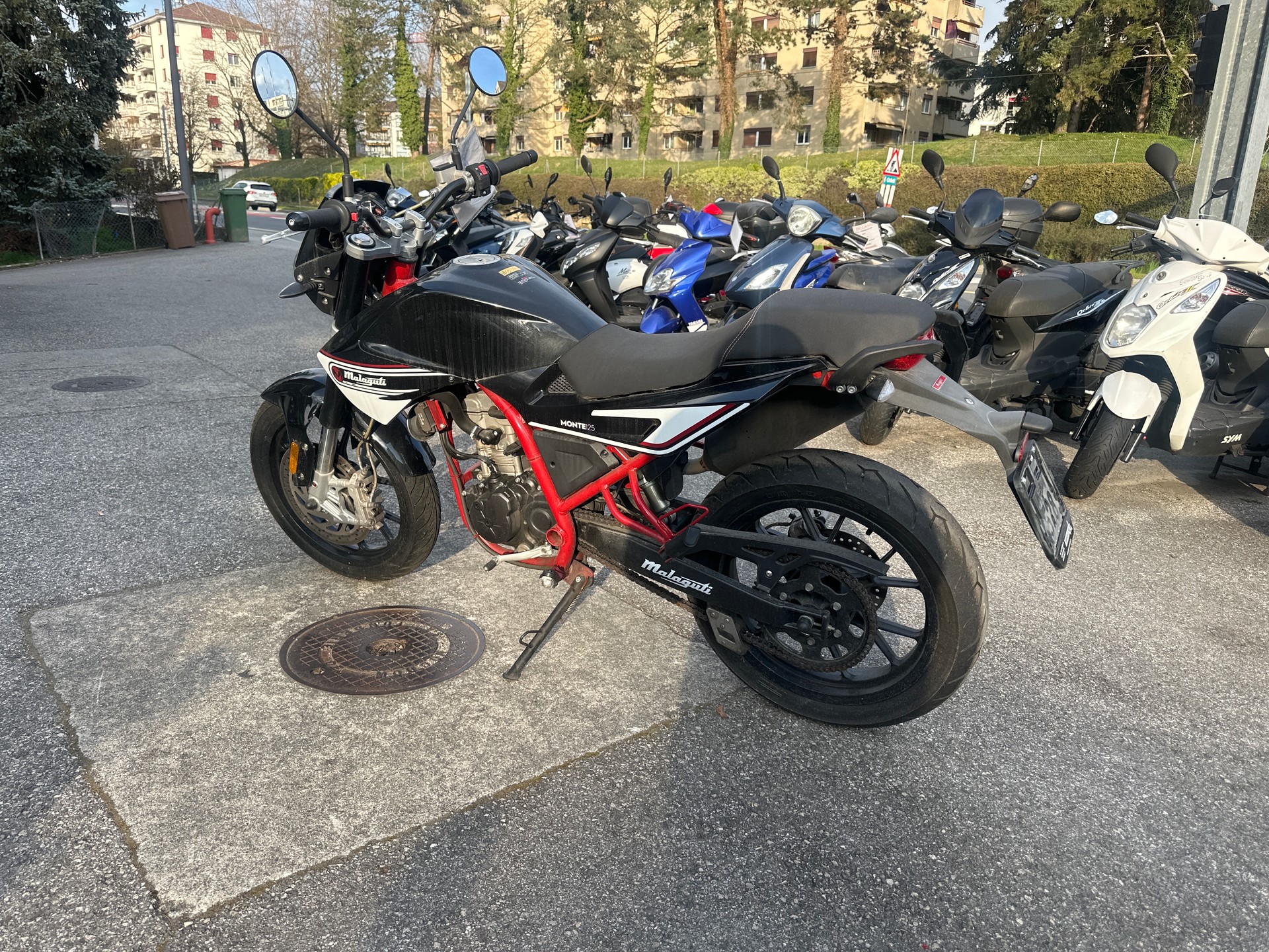 MALAGUTI Monte 125-image-2