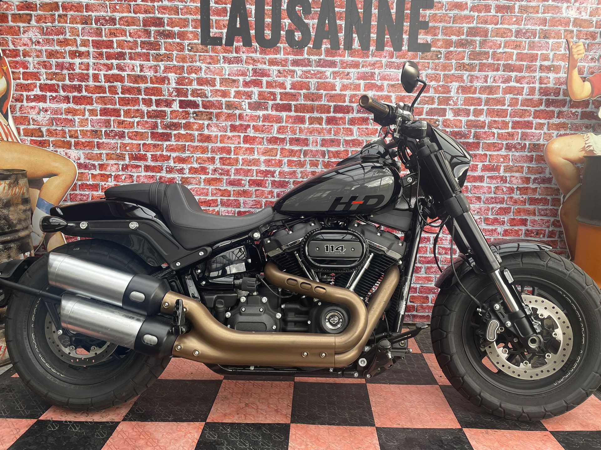 HARLEY-DAVIDSON FXFBS Fat Bob 114-showroom-element-2