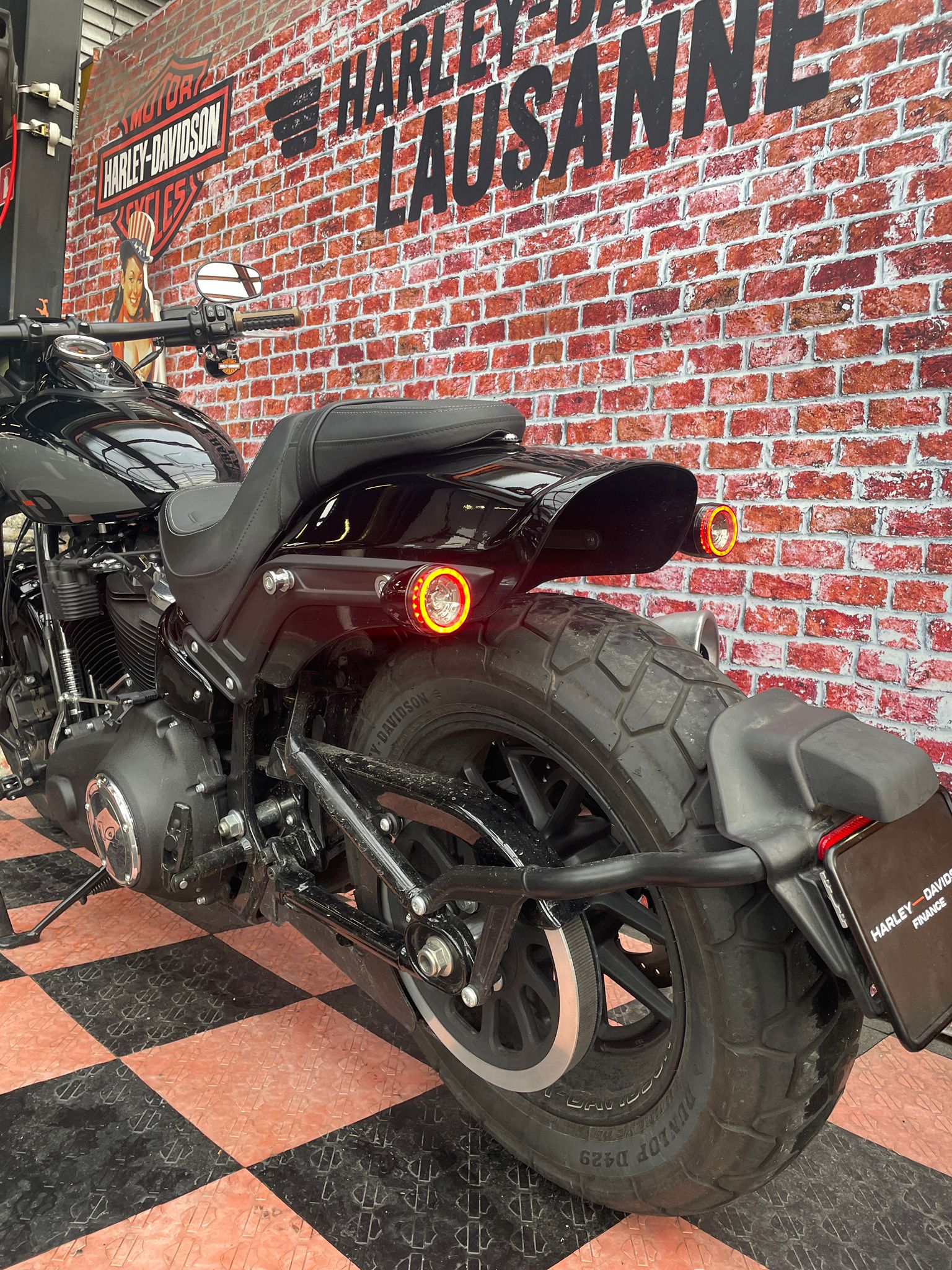 HARLEY-DAVIDSON FXFBS Fat Bob 114-image-9
