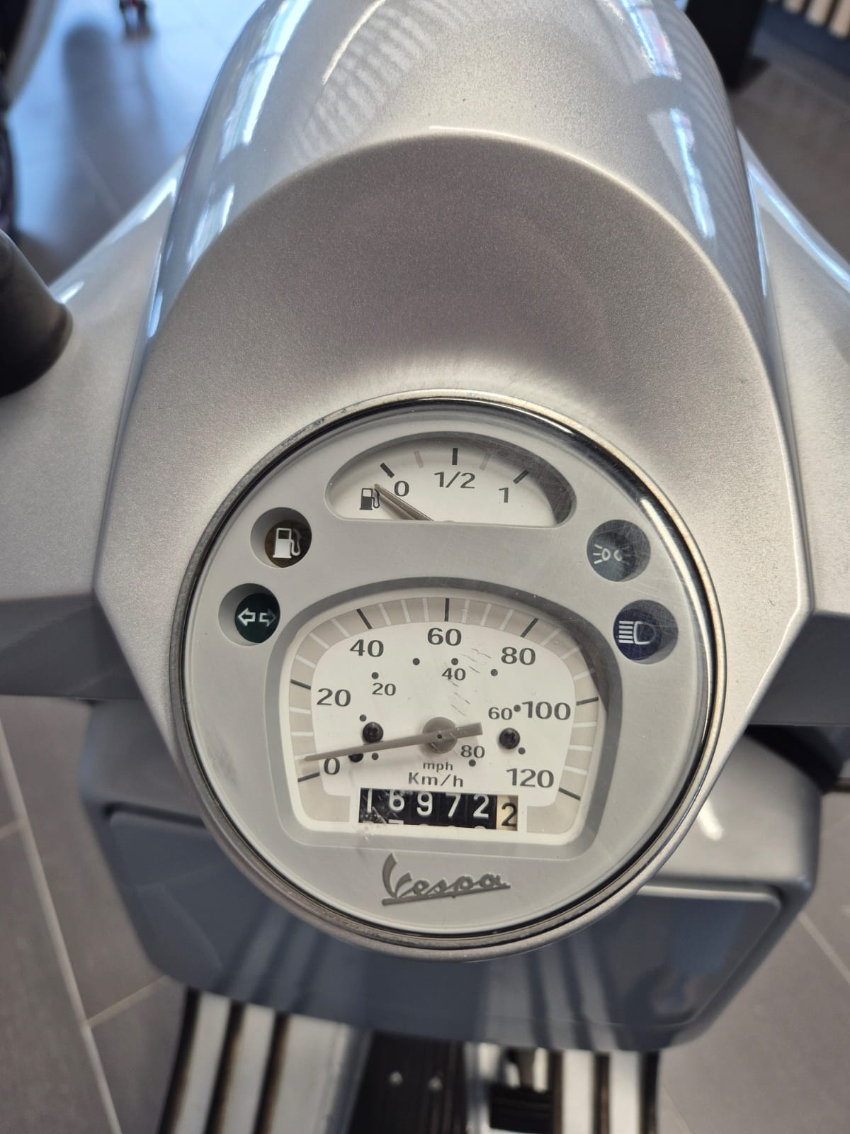 PIAGGIO Vespa PX 125 E Disc-image-2