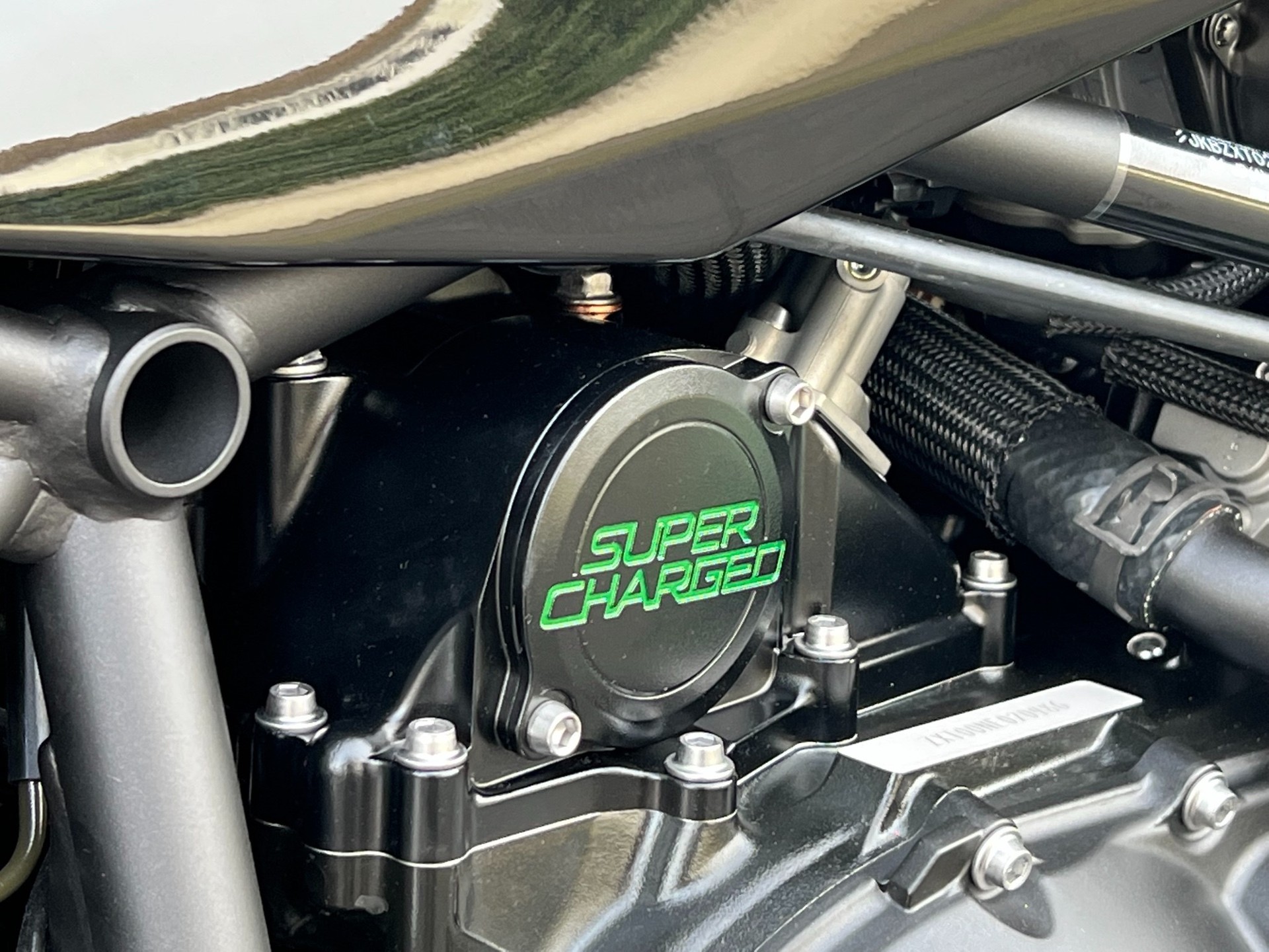 KAWASAKI Ninja H2 SX SE-image-5