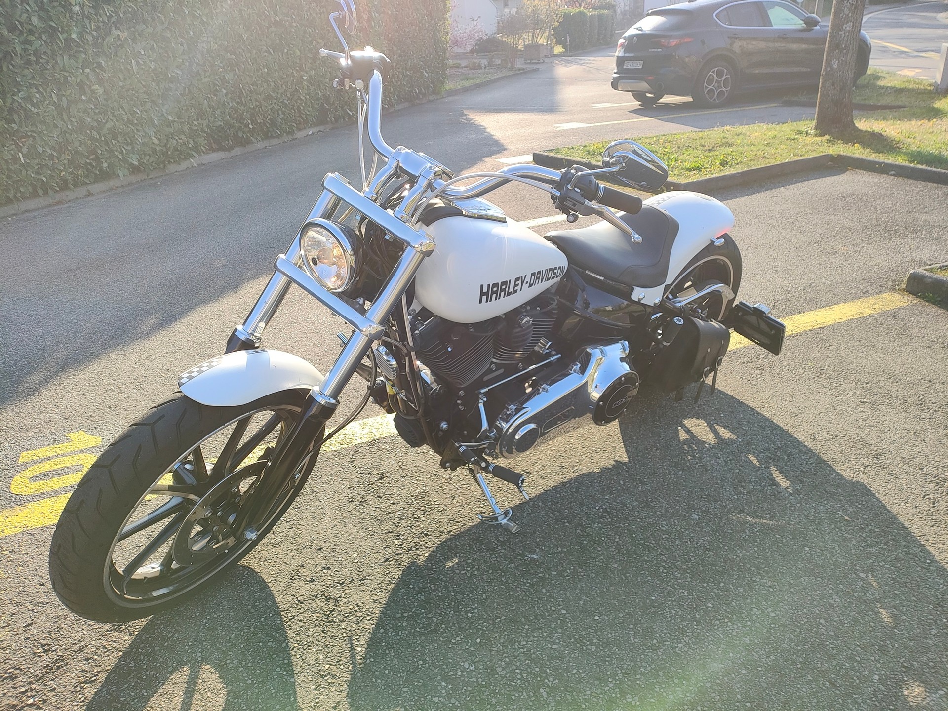 HARLEY-DAVIDSON FXSB Breakout 103 ABS