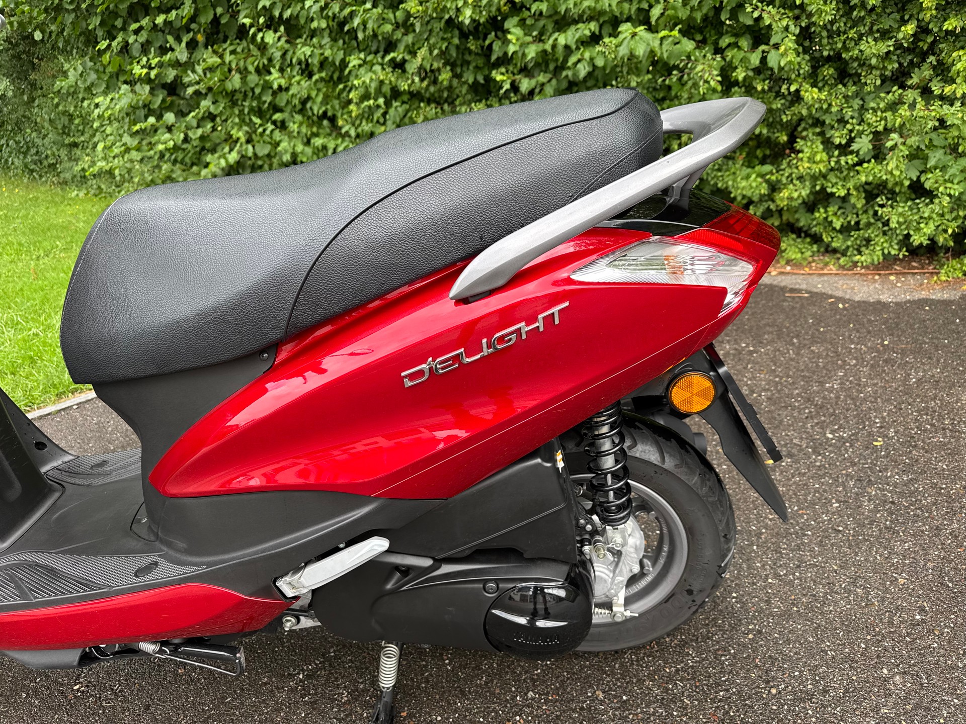 YAMAHA D'elight LTS 125 UBS - COMME NEUF / WIE NEU-image-10