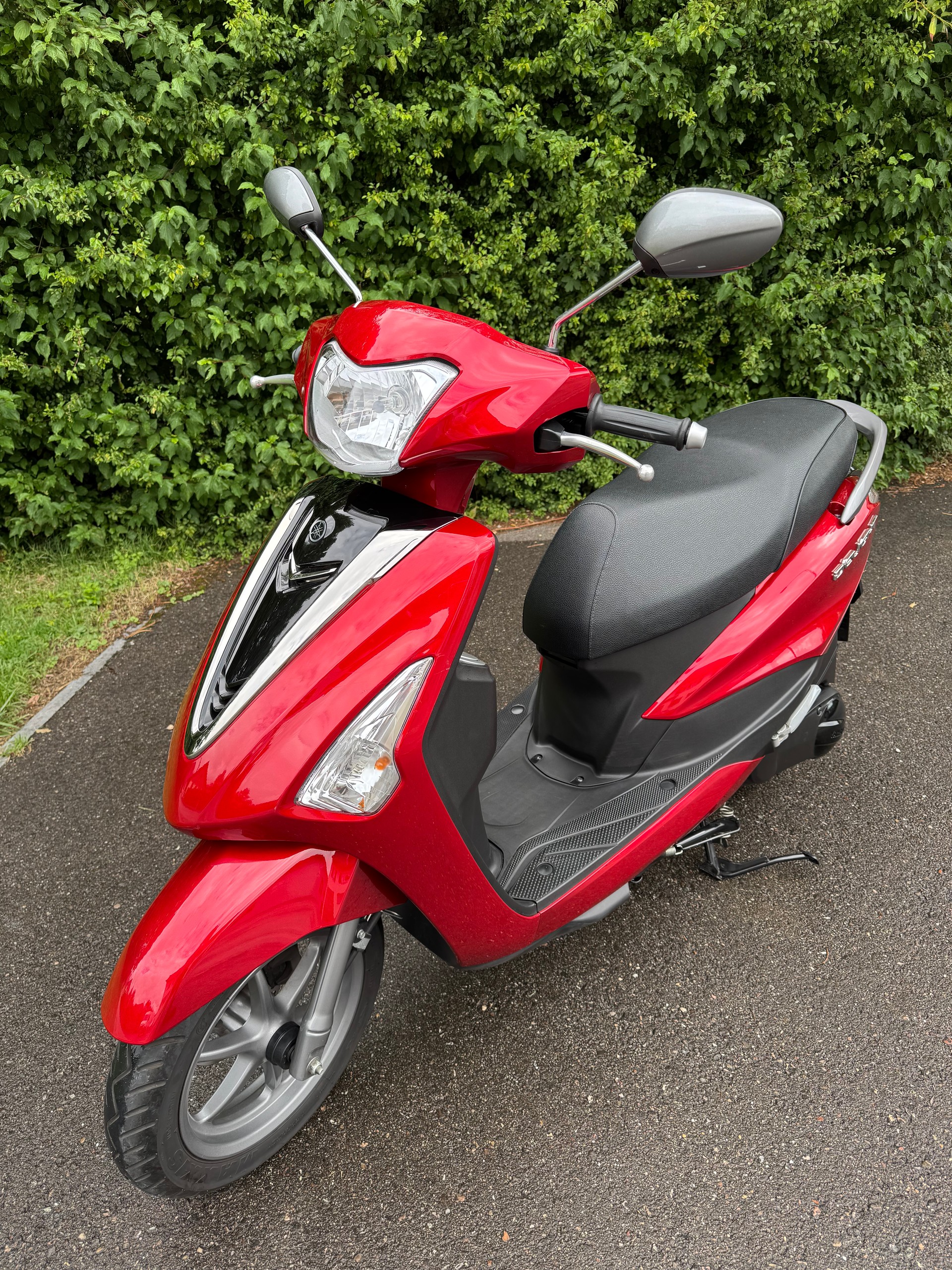 YAMAHA D'elight LTS 125 UBS - COMME NEUF / WIE NEU-image-6