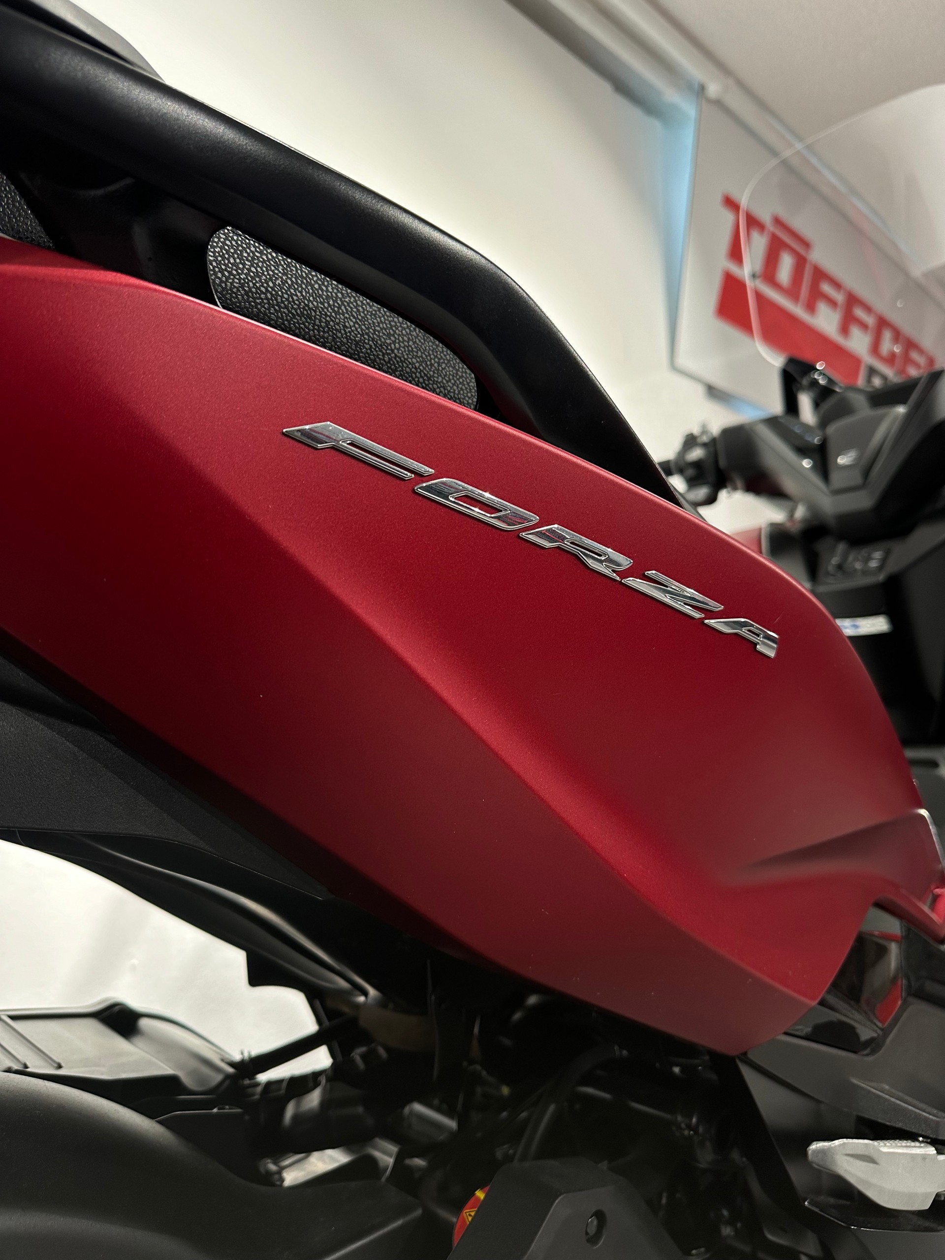 HONDA Nss 125 Forza Smart TopBox-showroom-element-2