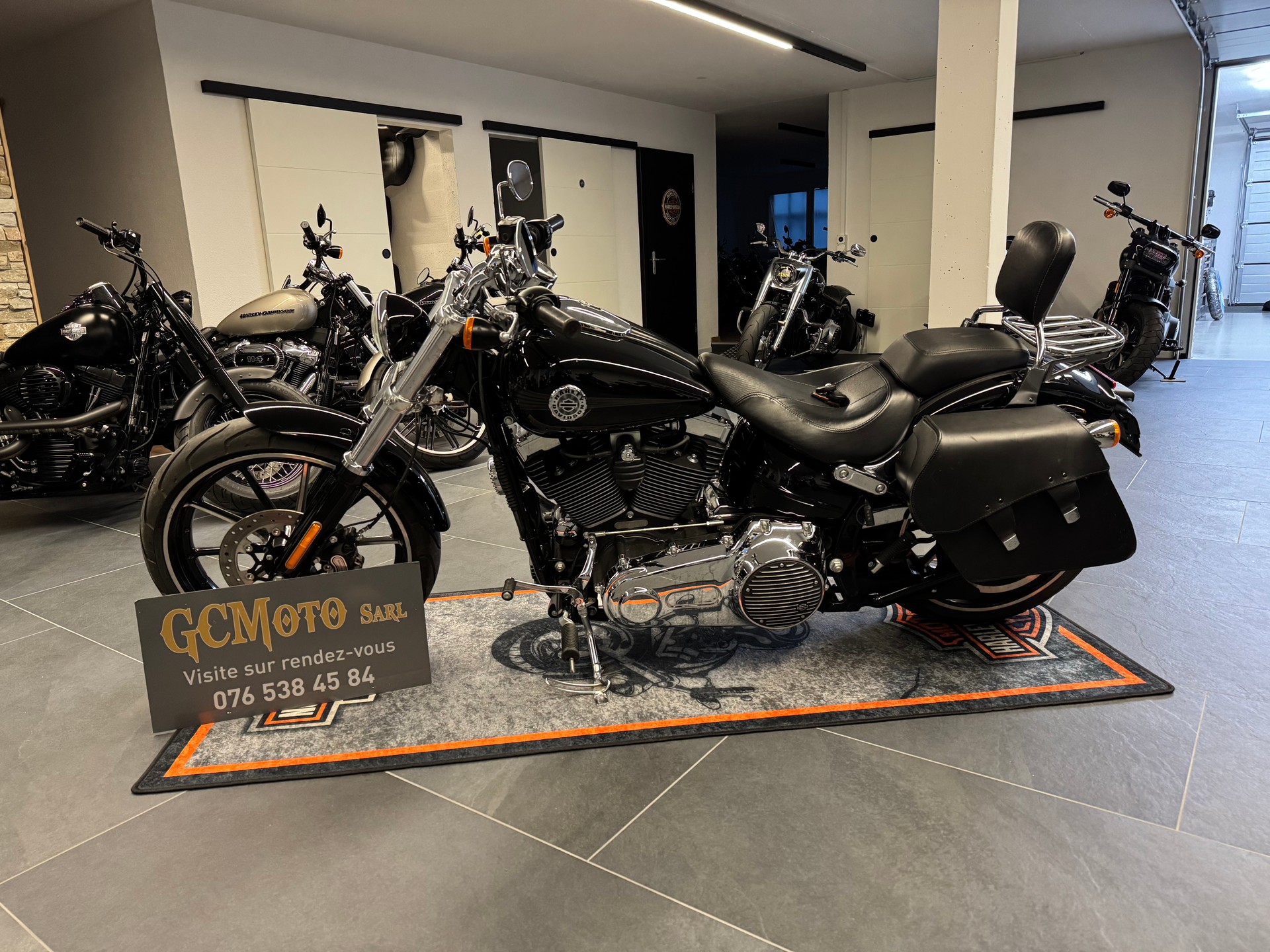HARLEY-DAVIDSON FXSB Breakout 103 ABS-showroom-element-3
