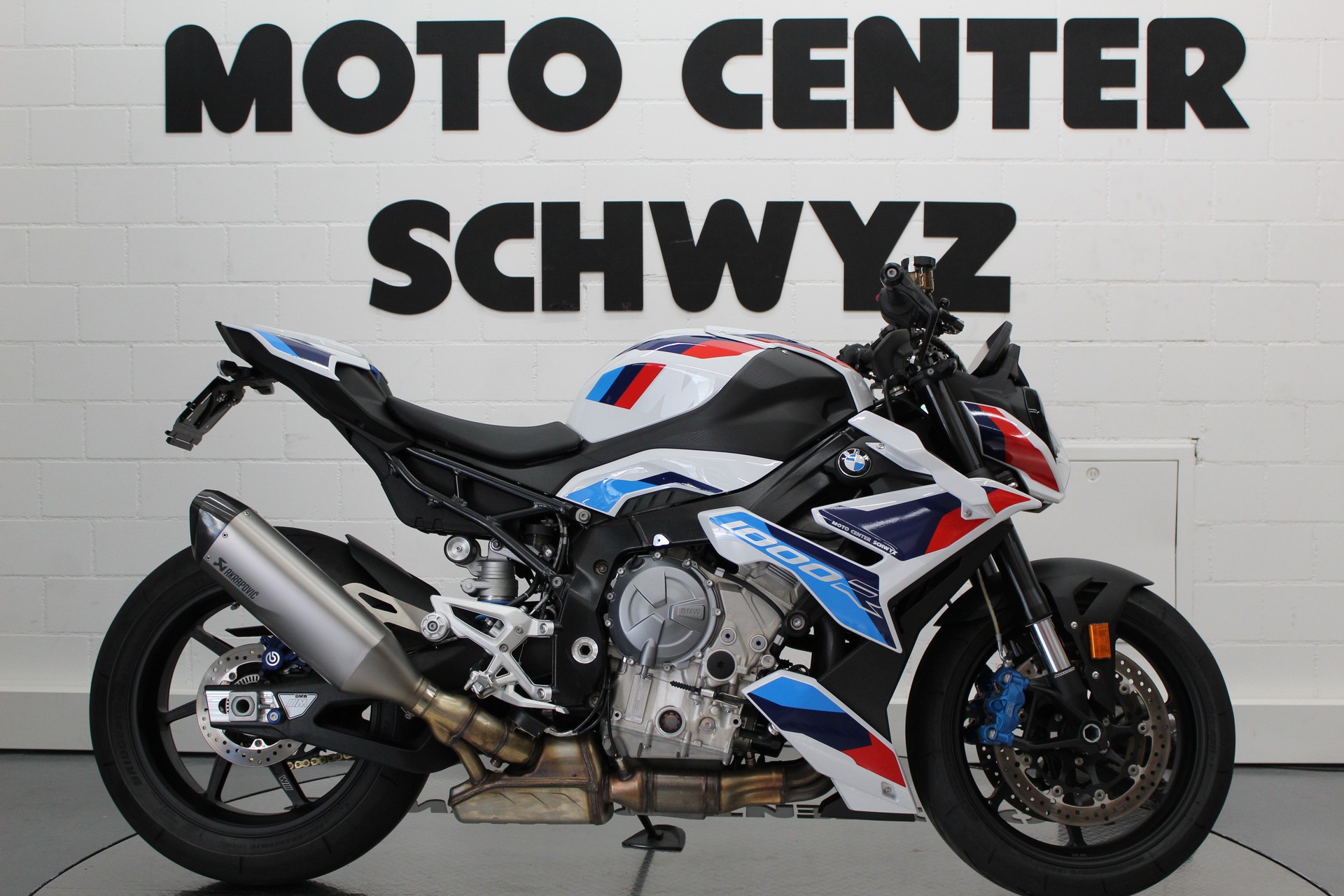 BMW M 1000 R