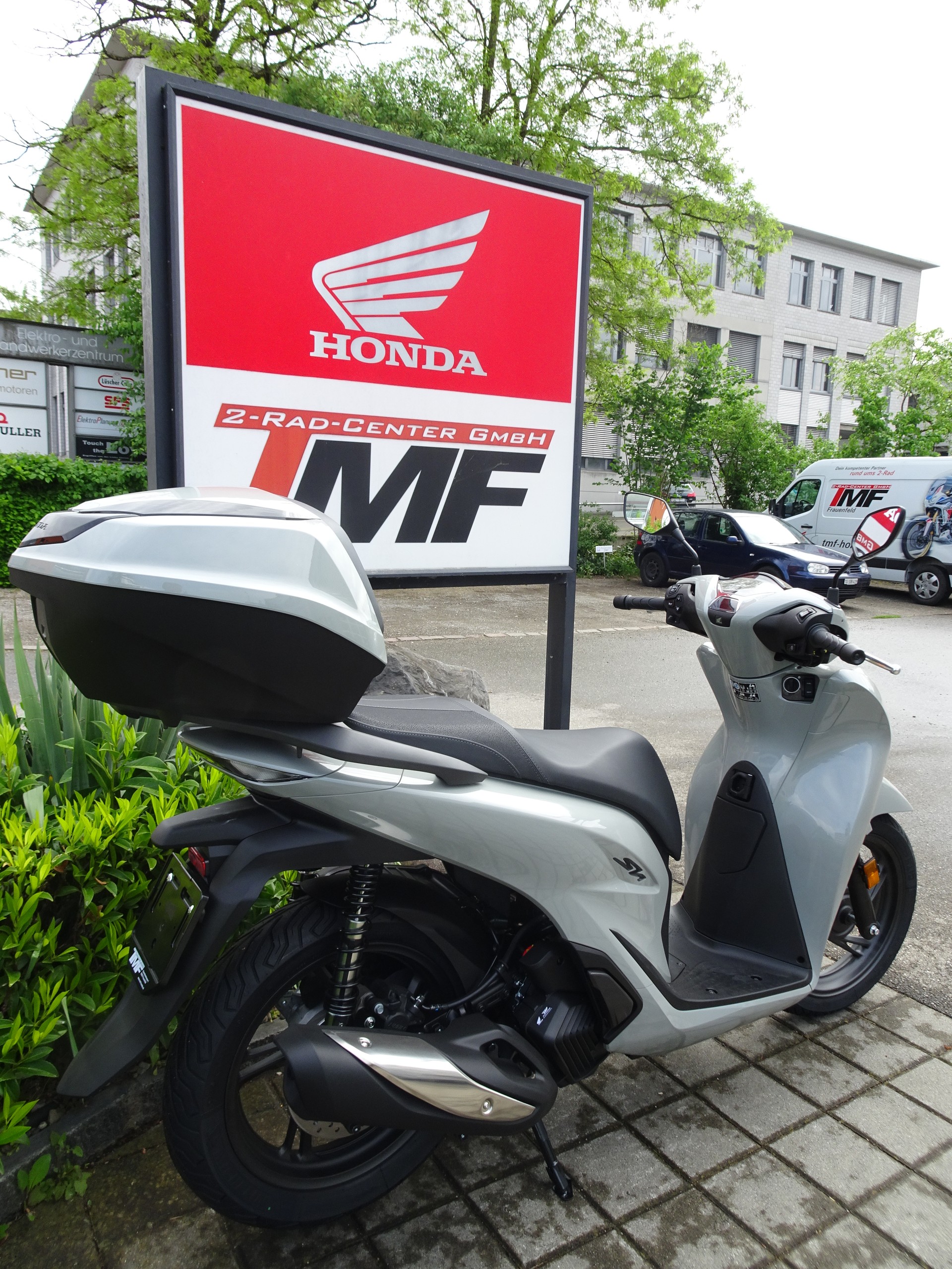 HONDA SH 125 +-image-1