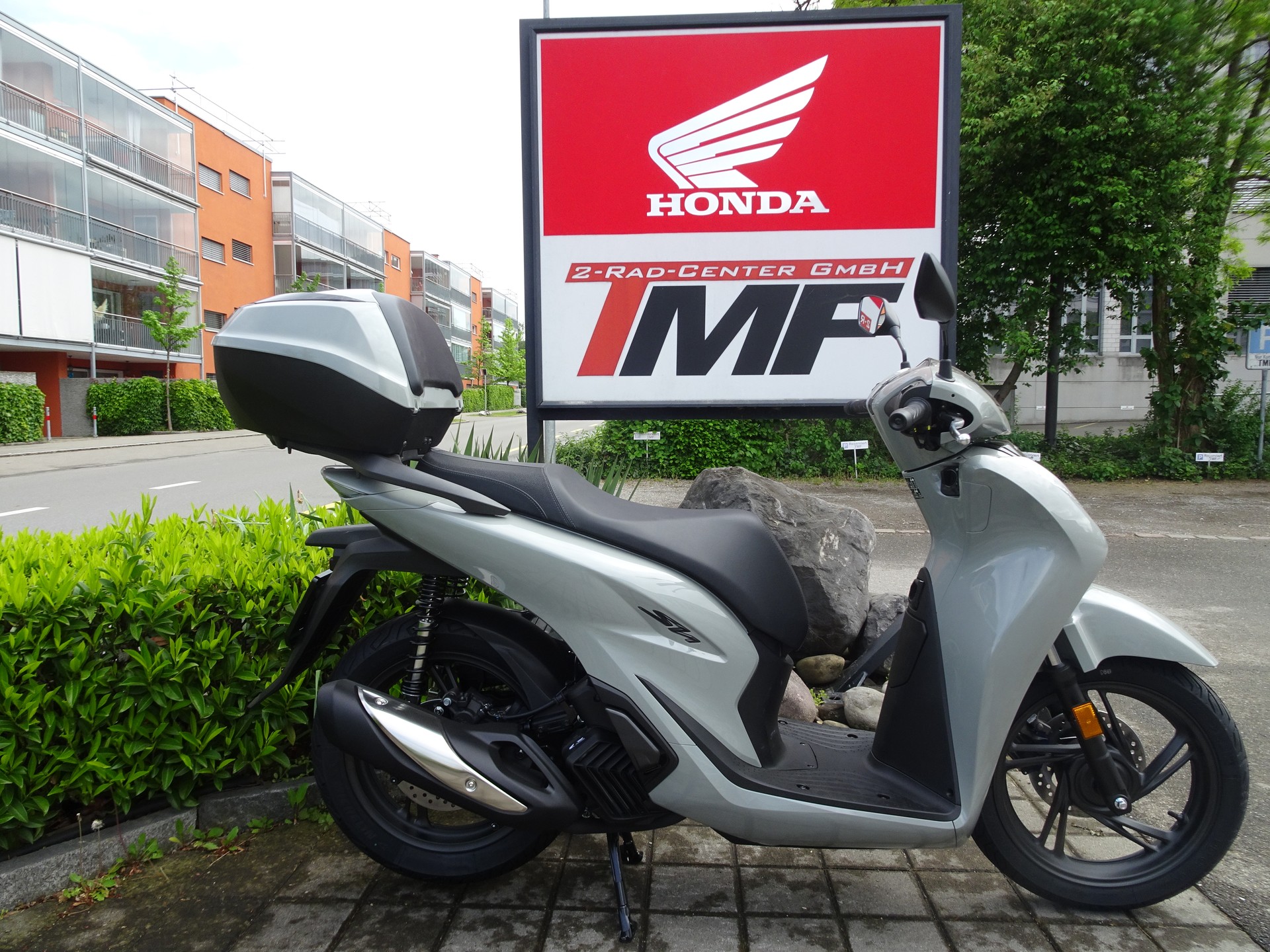 HONDA SH 125 +-image-0