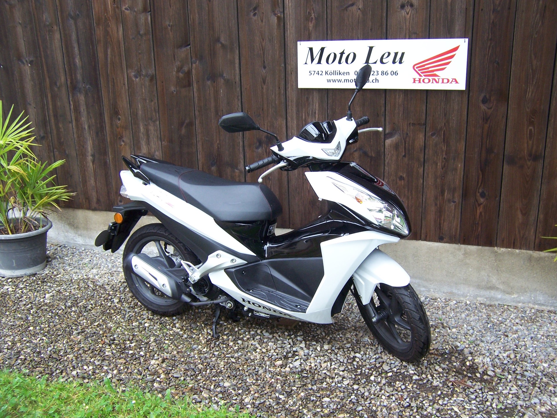 HONDA NSC Vision 50 R