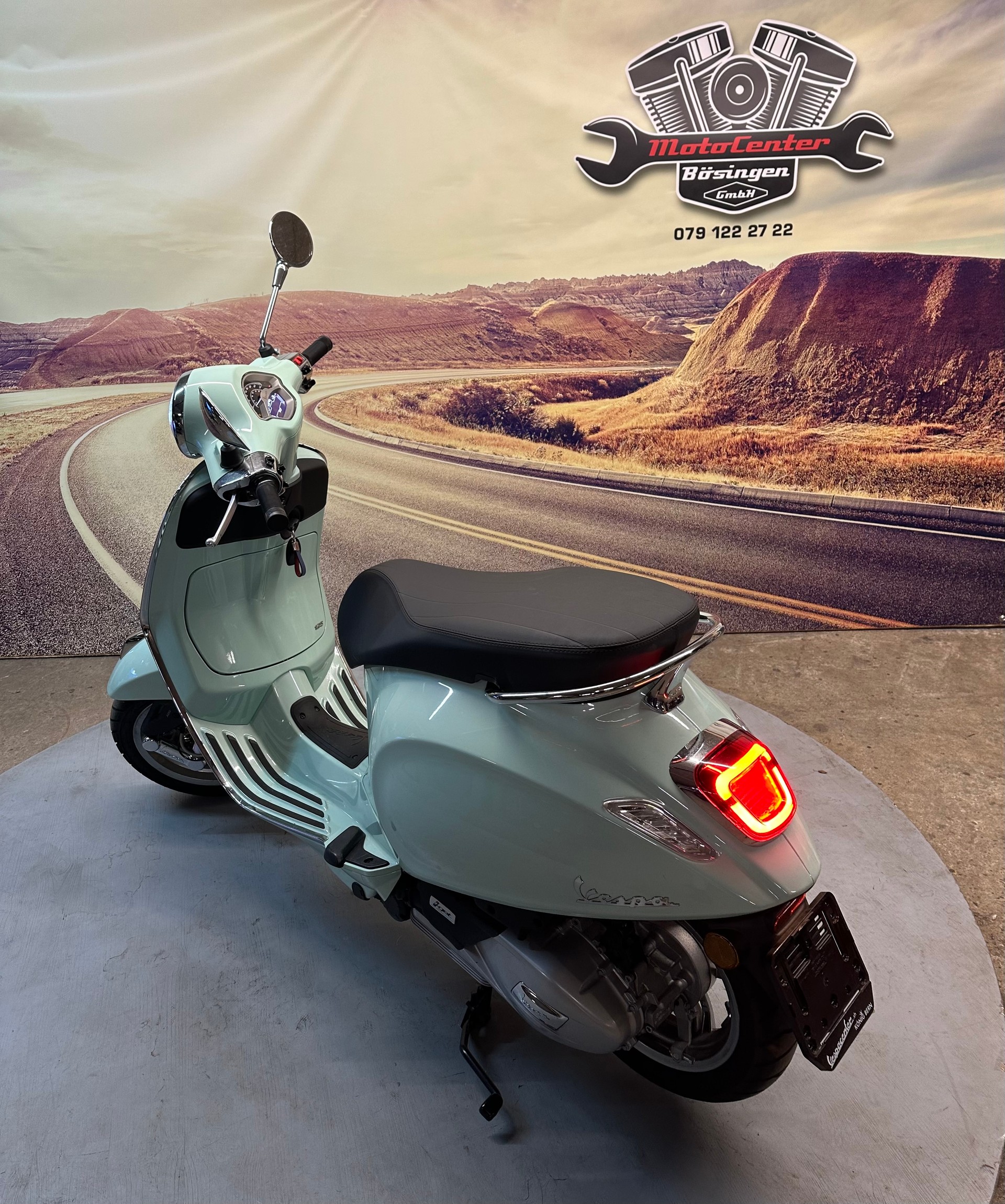 PIAGGIO Vespa 125 Primavera-image-4