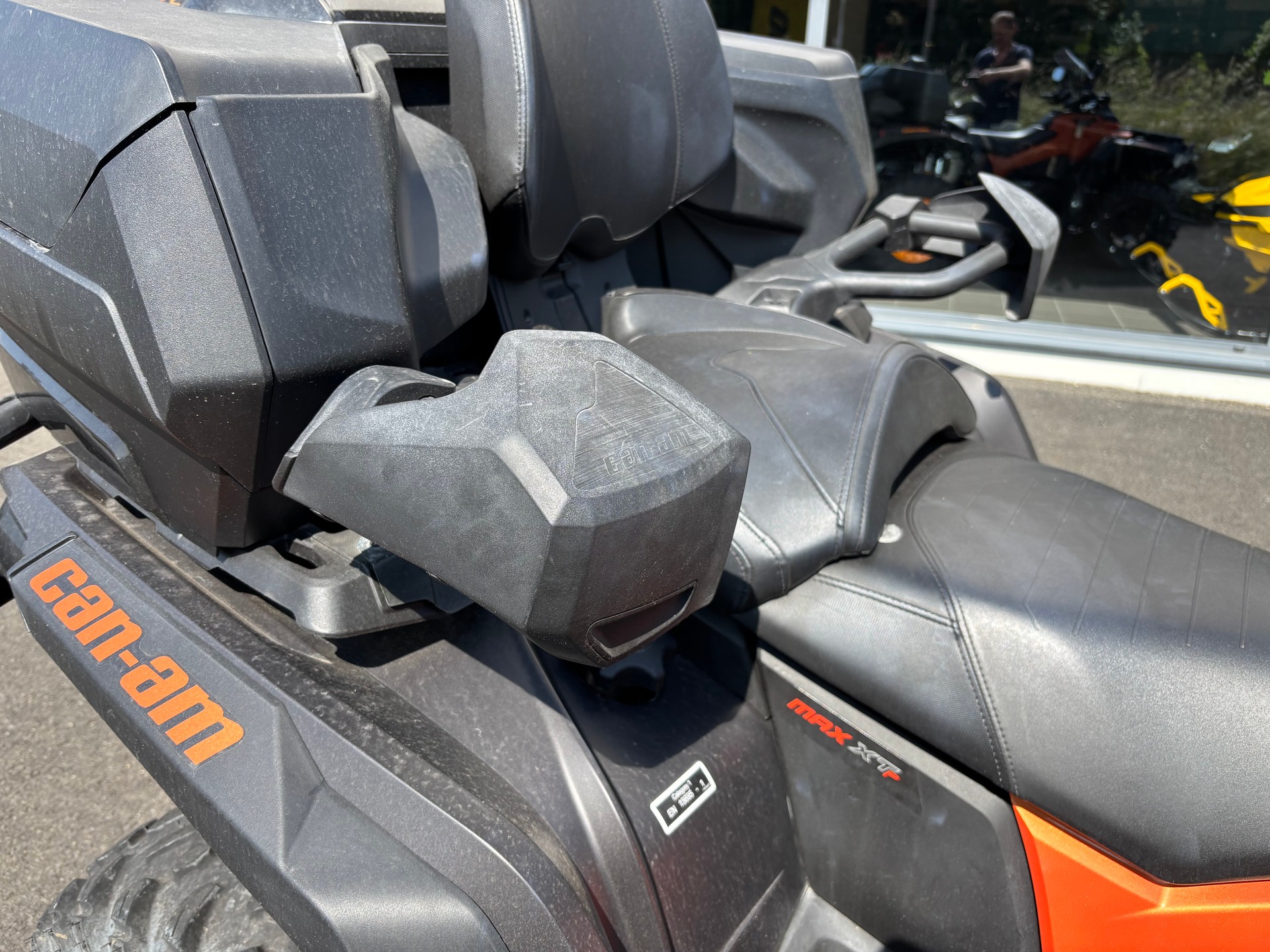 CAN-AM Outlander Max XT-P 650 4x4-image-8