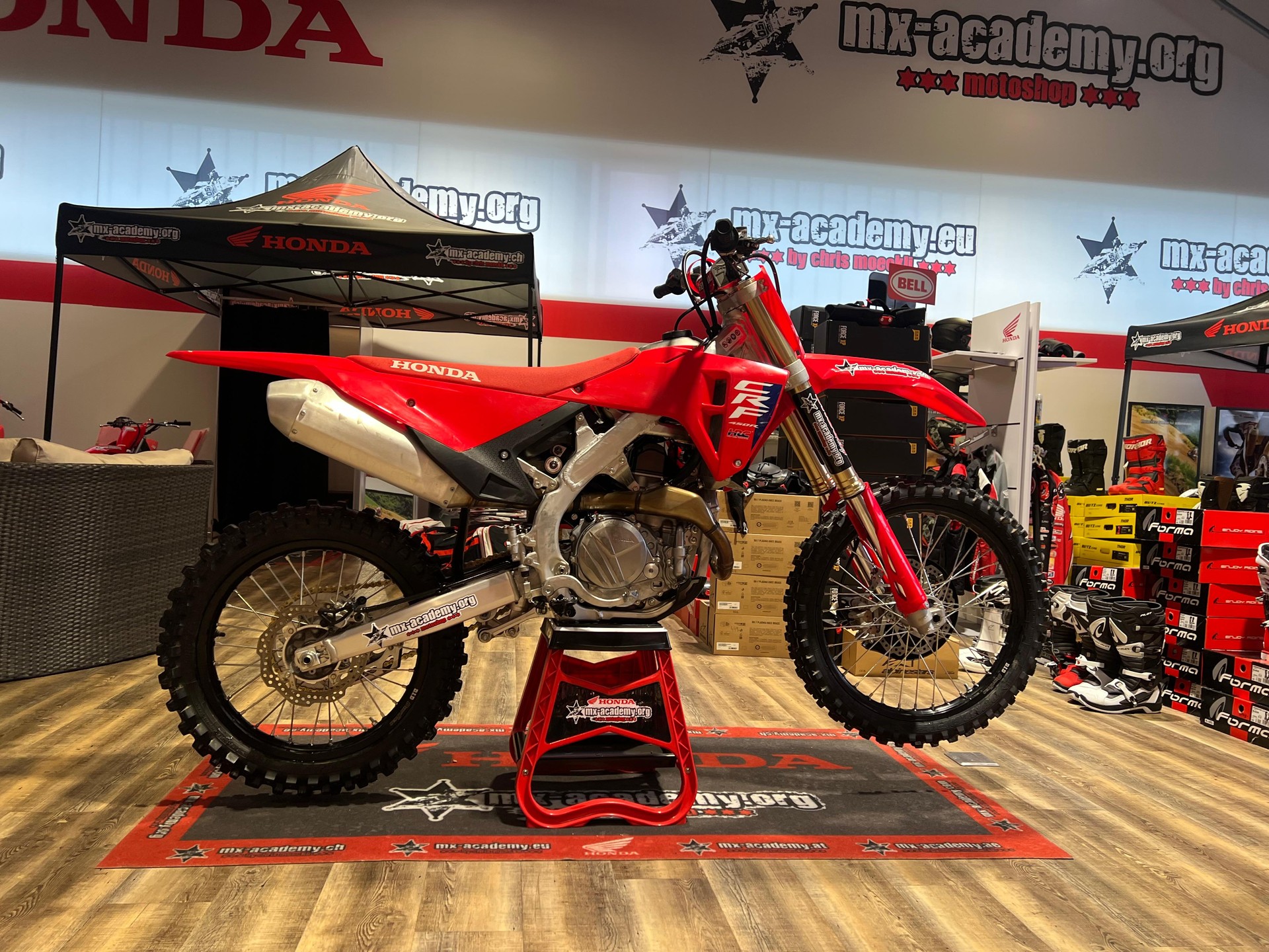 HONDA ** CRF450R ** Vorführmodell-showroom-element-1