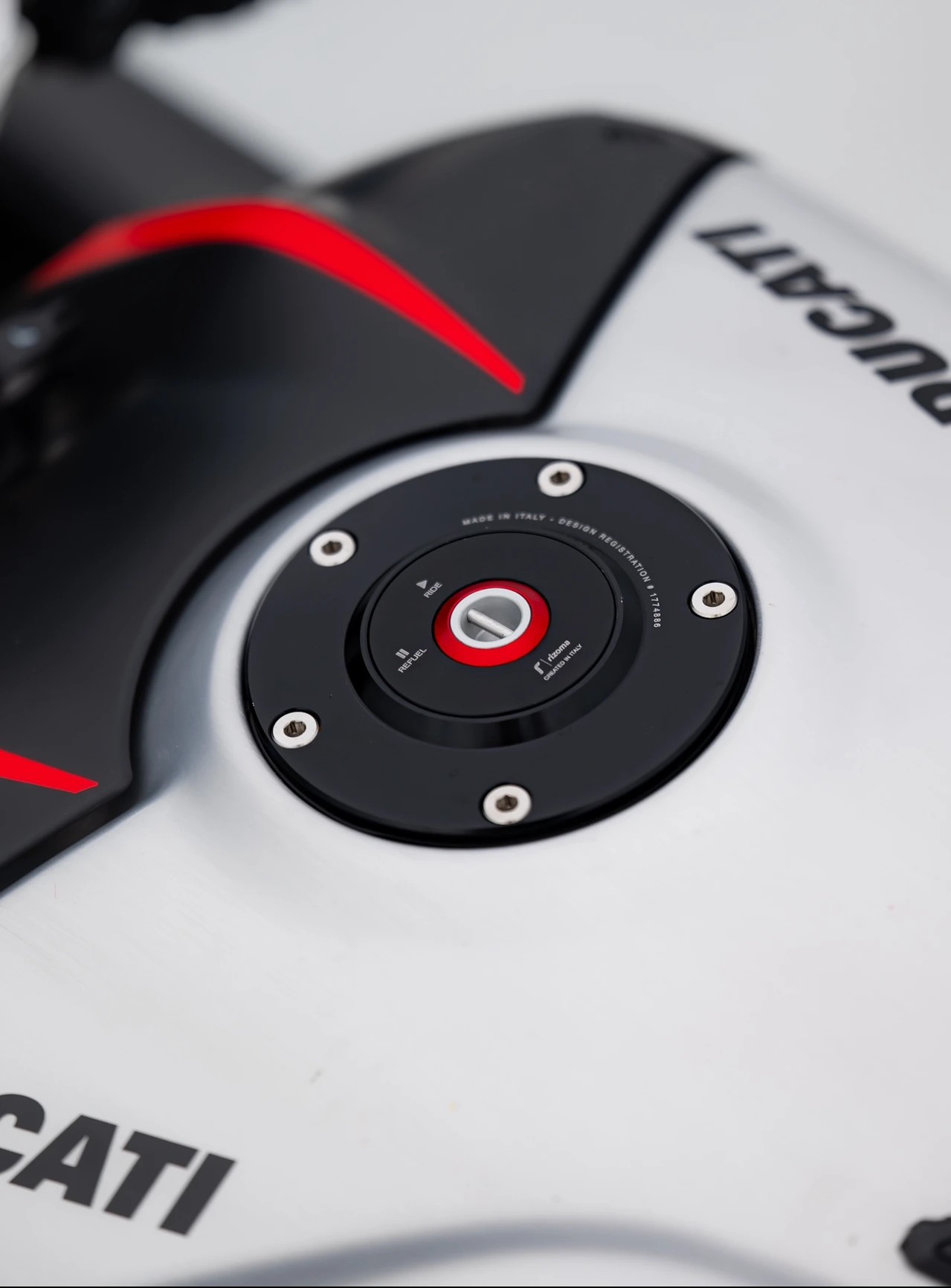 DUCATI Panigale V4 SP2-image-7