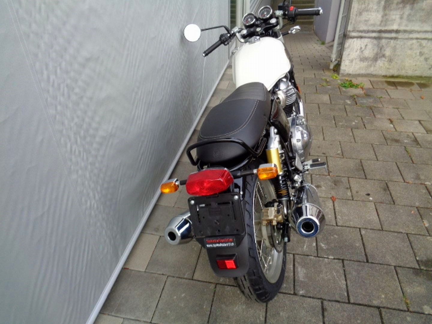 ROYAL ENFIELD GT 650 TWIN-showroom-element-3