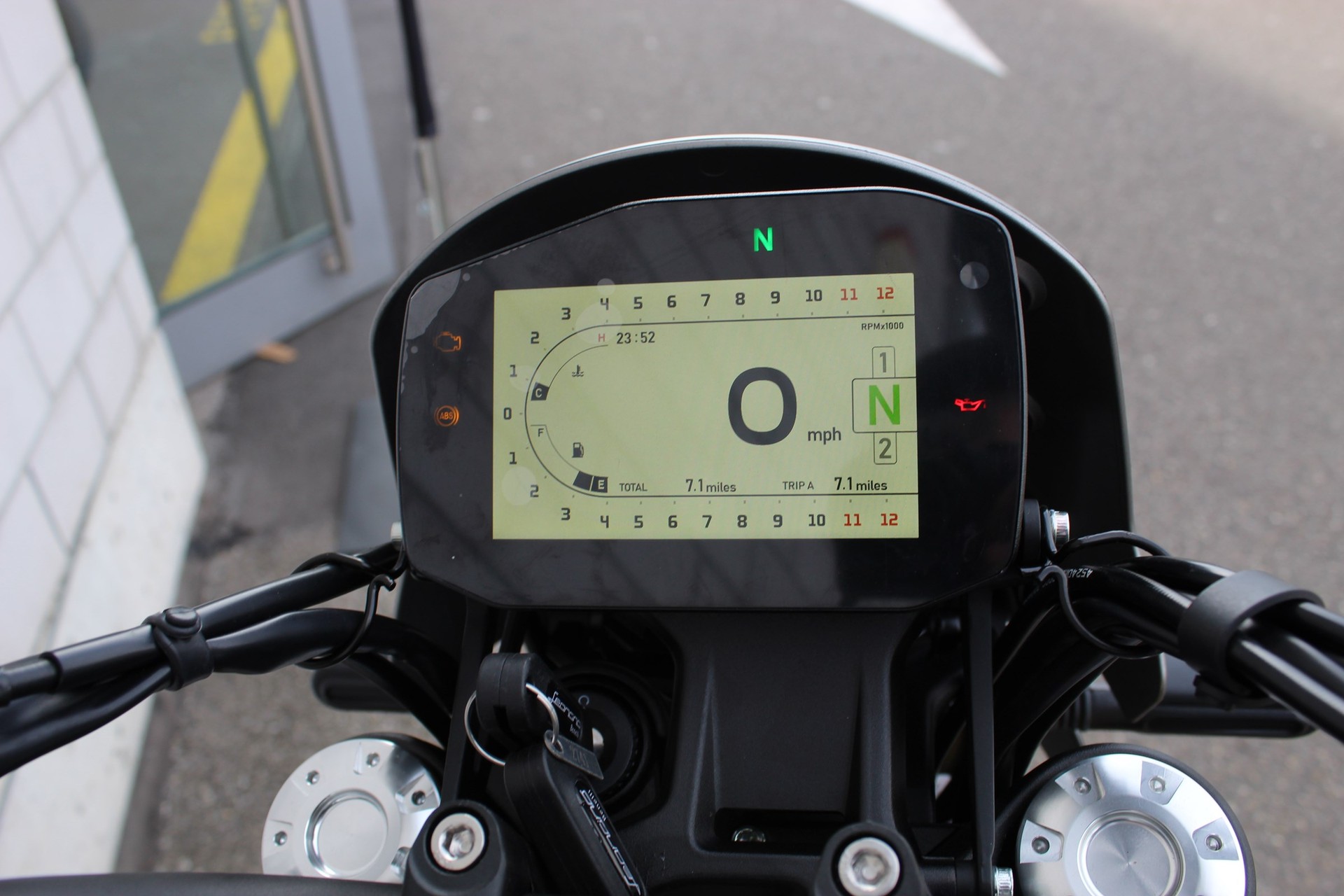 BENELLI Leoncino 800 T-image-7