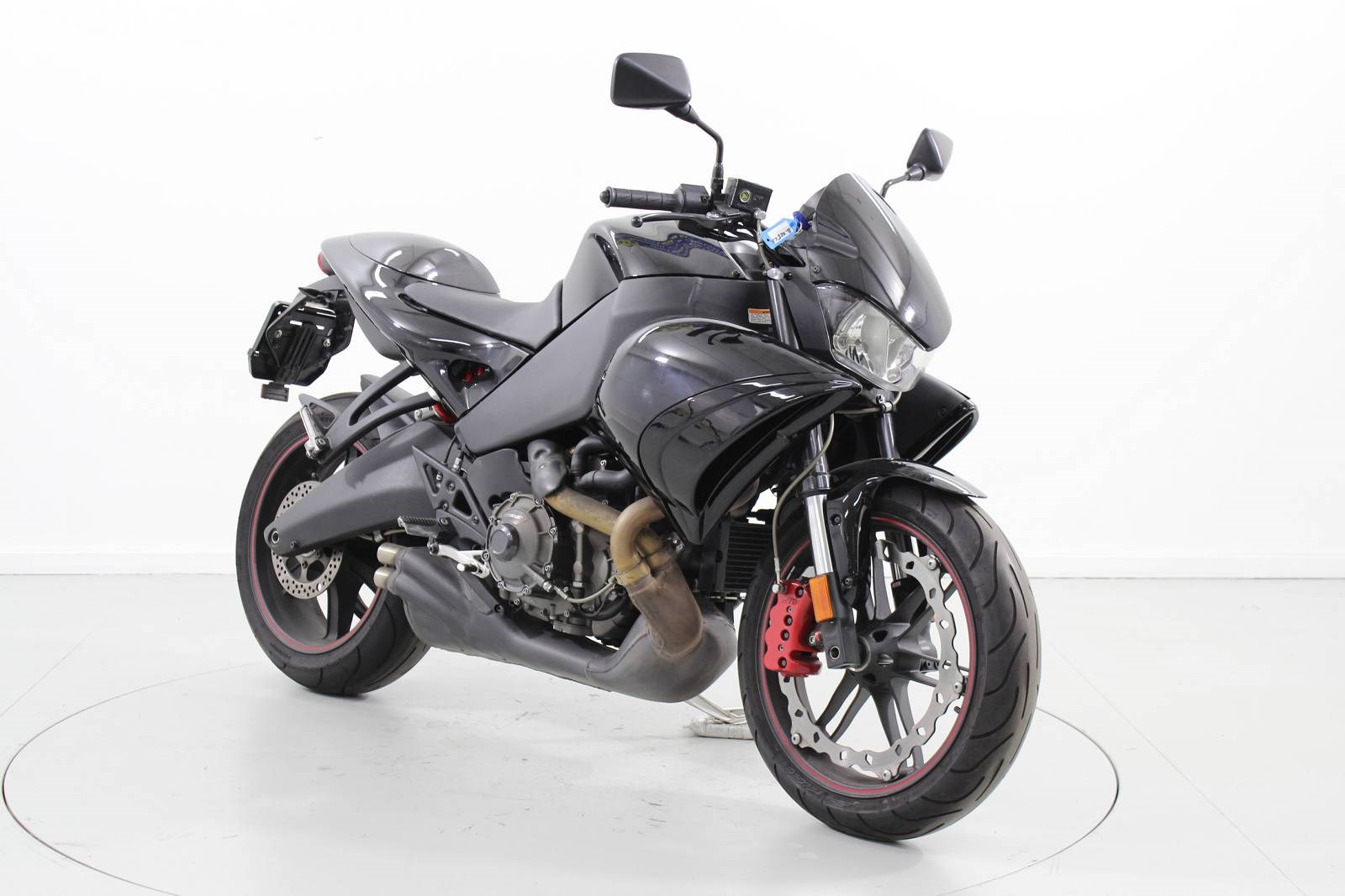 BUELL 1125CR-showroom-element-3
