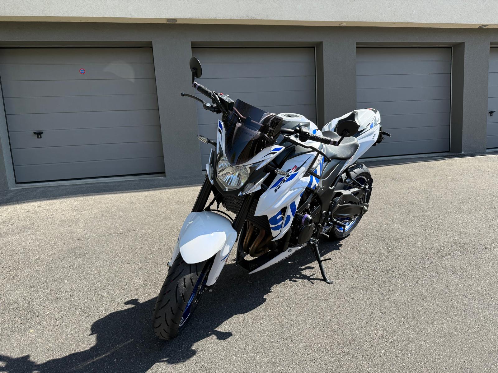 SUZUKI GSX-S 750 World Champion
