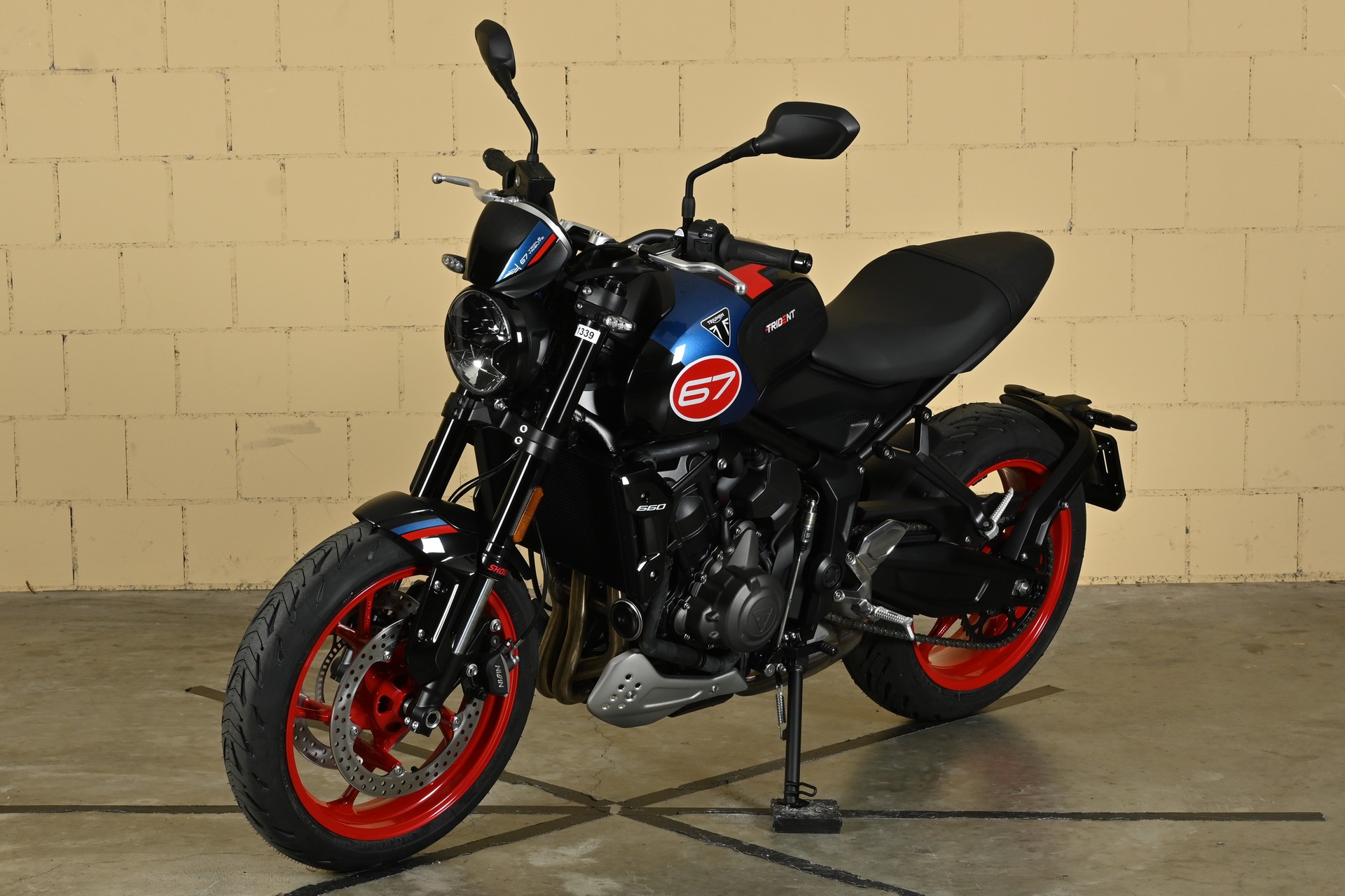 TRIUMPH Trident 660-image-3