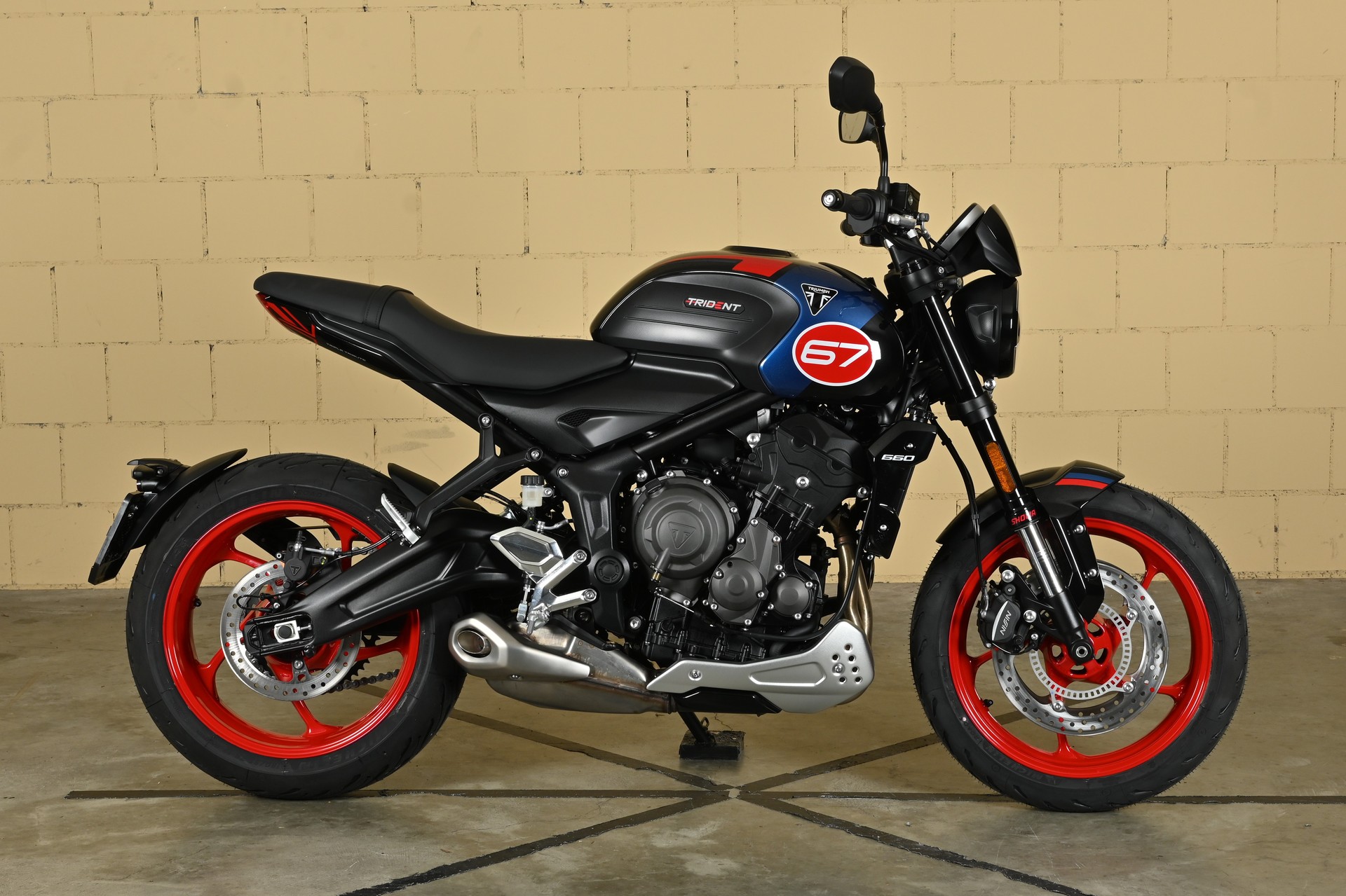 TRIUMPH Trident 660-image-0