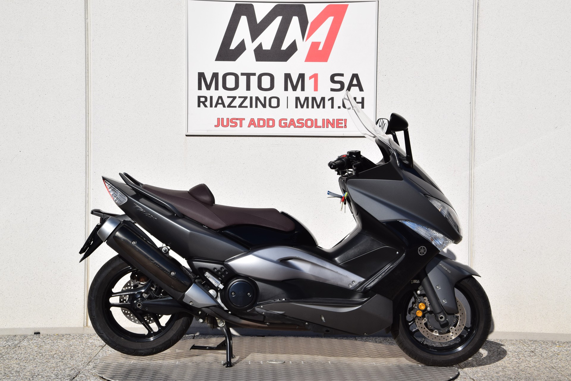YAMAHA T-MAX XP 500 ABS-image-8