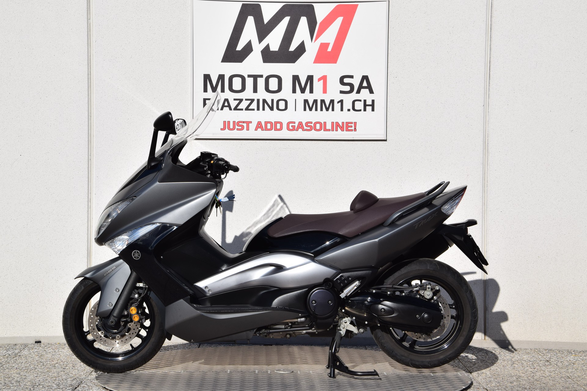 YAMAHA T-MAX XP 500 ABS-image-4