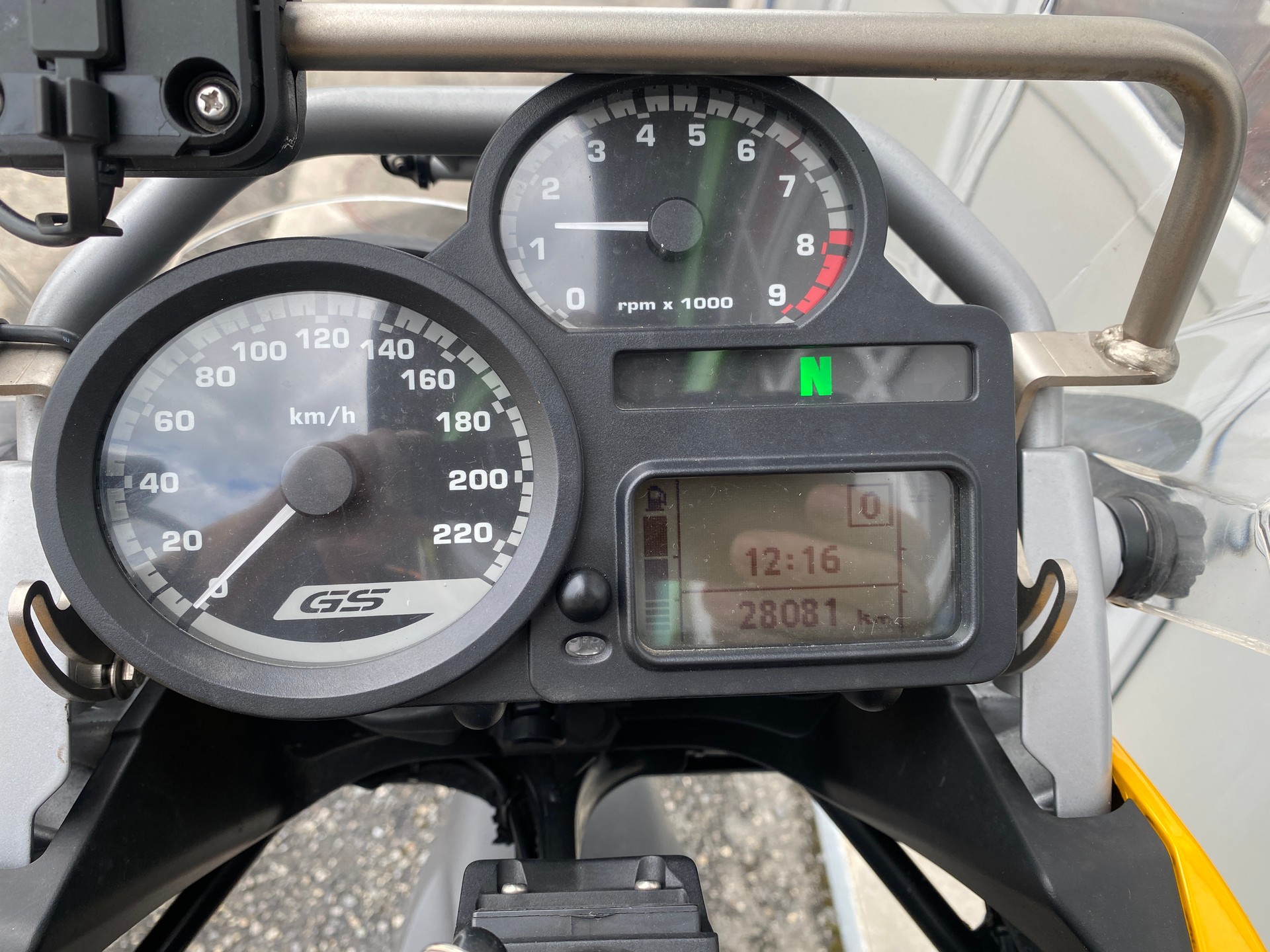 BMW R 1200 GS-image-7