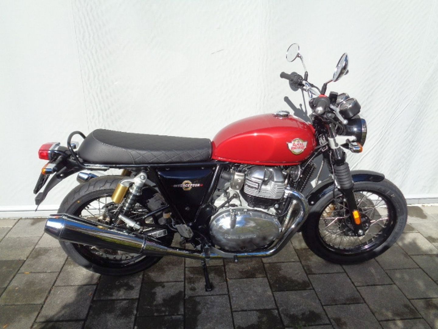 ROYAL ENFIELD INTERCEPTOR 650 TWIN