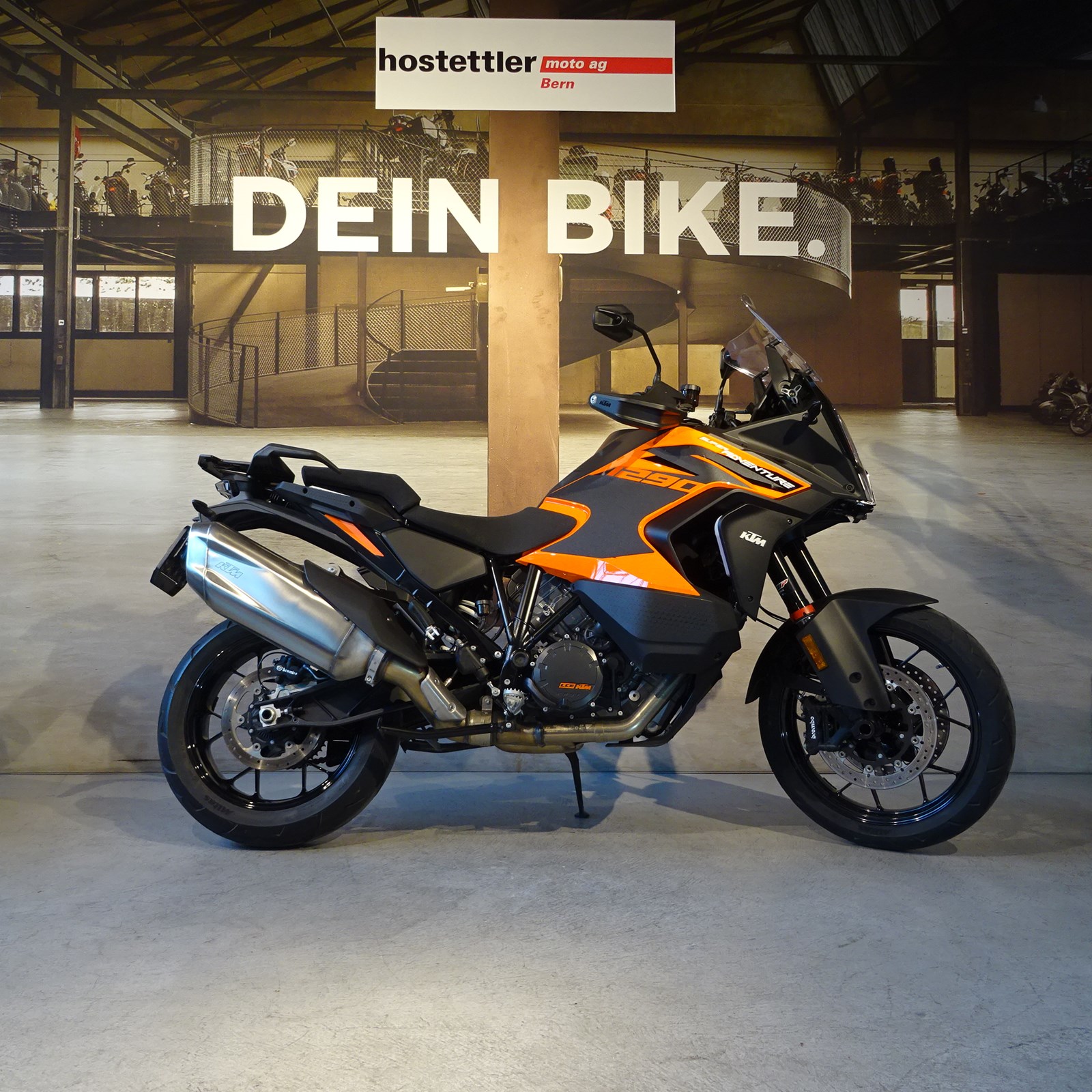 KTM 1290 Super Adventure S-showroom-element-1