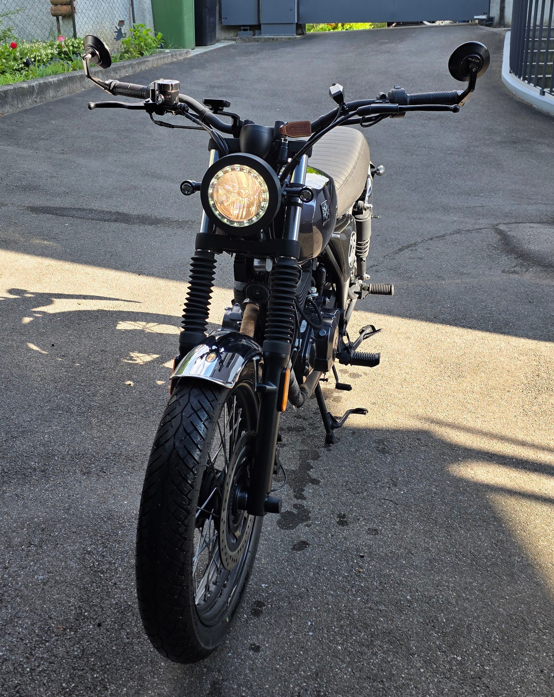 BRIXTON Cromwell 250-image-1
