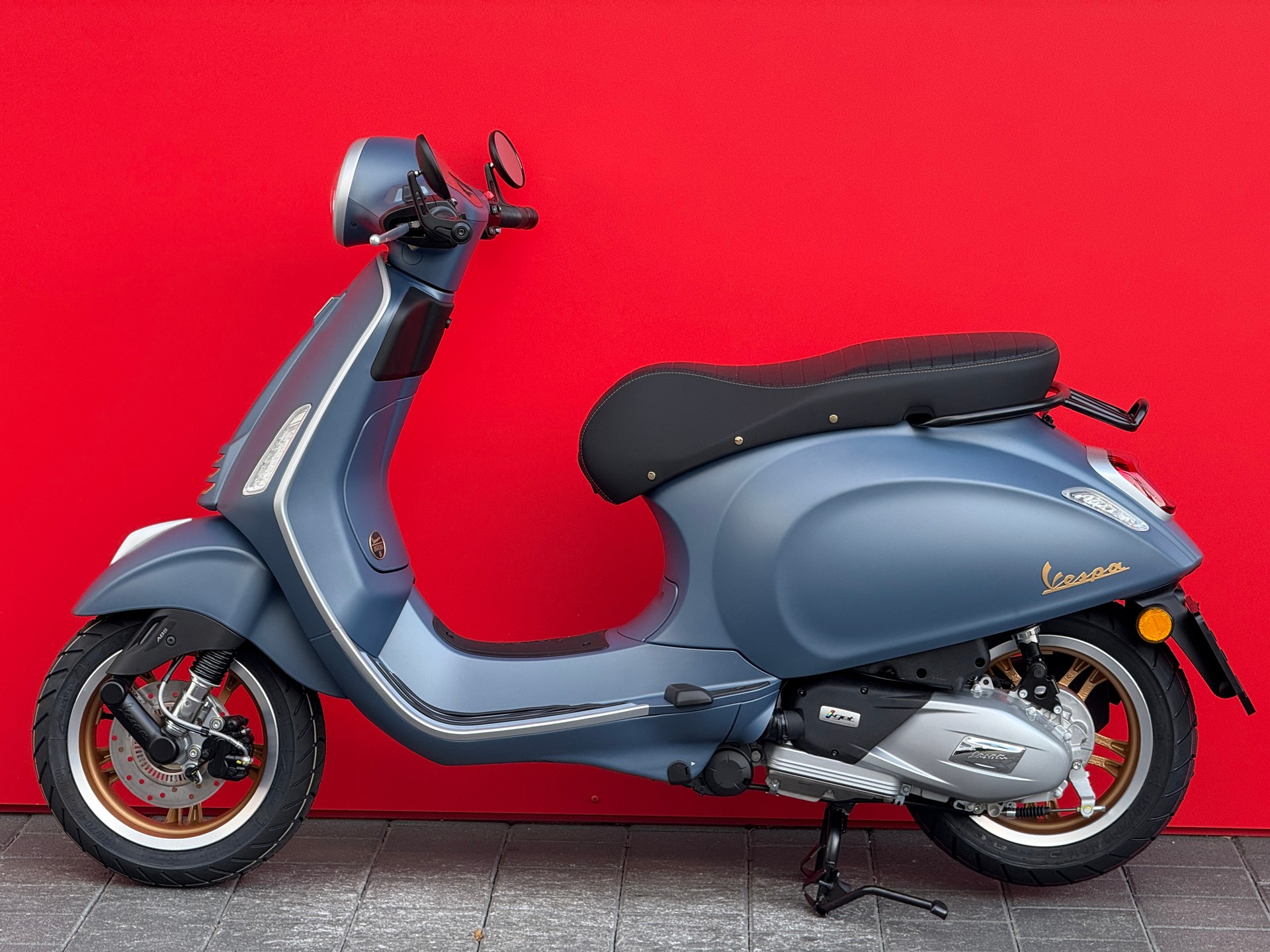 125 primavera vespa sprint 125 usata