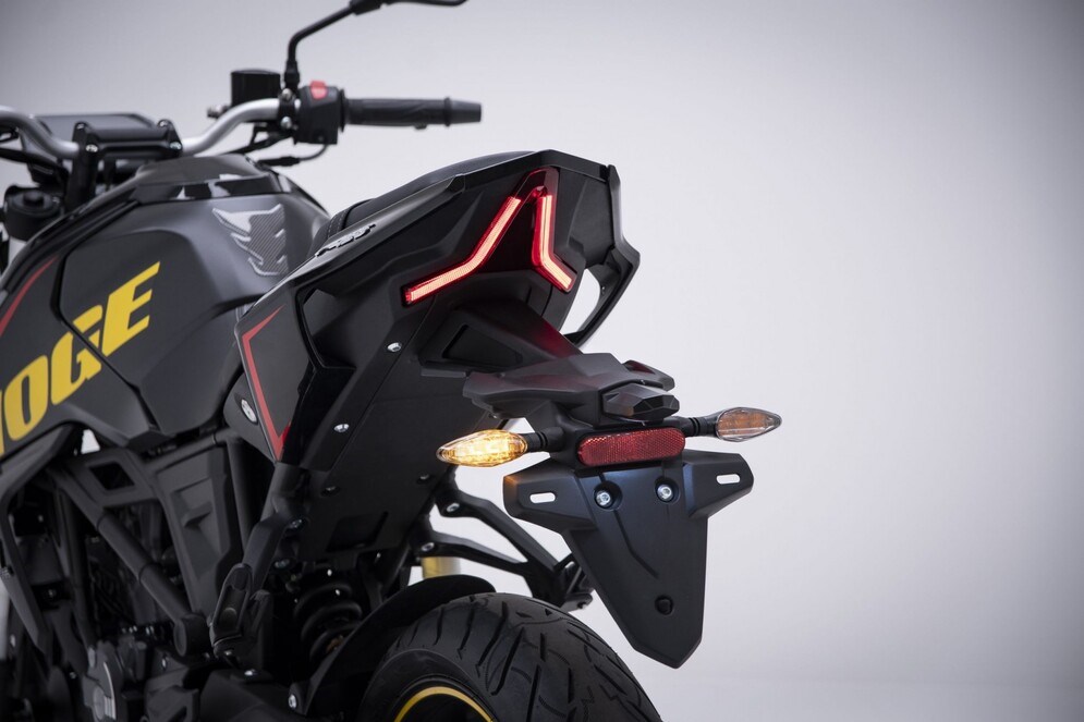 VOGE 125 R-image-2