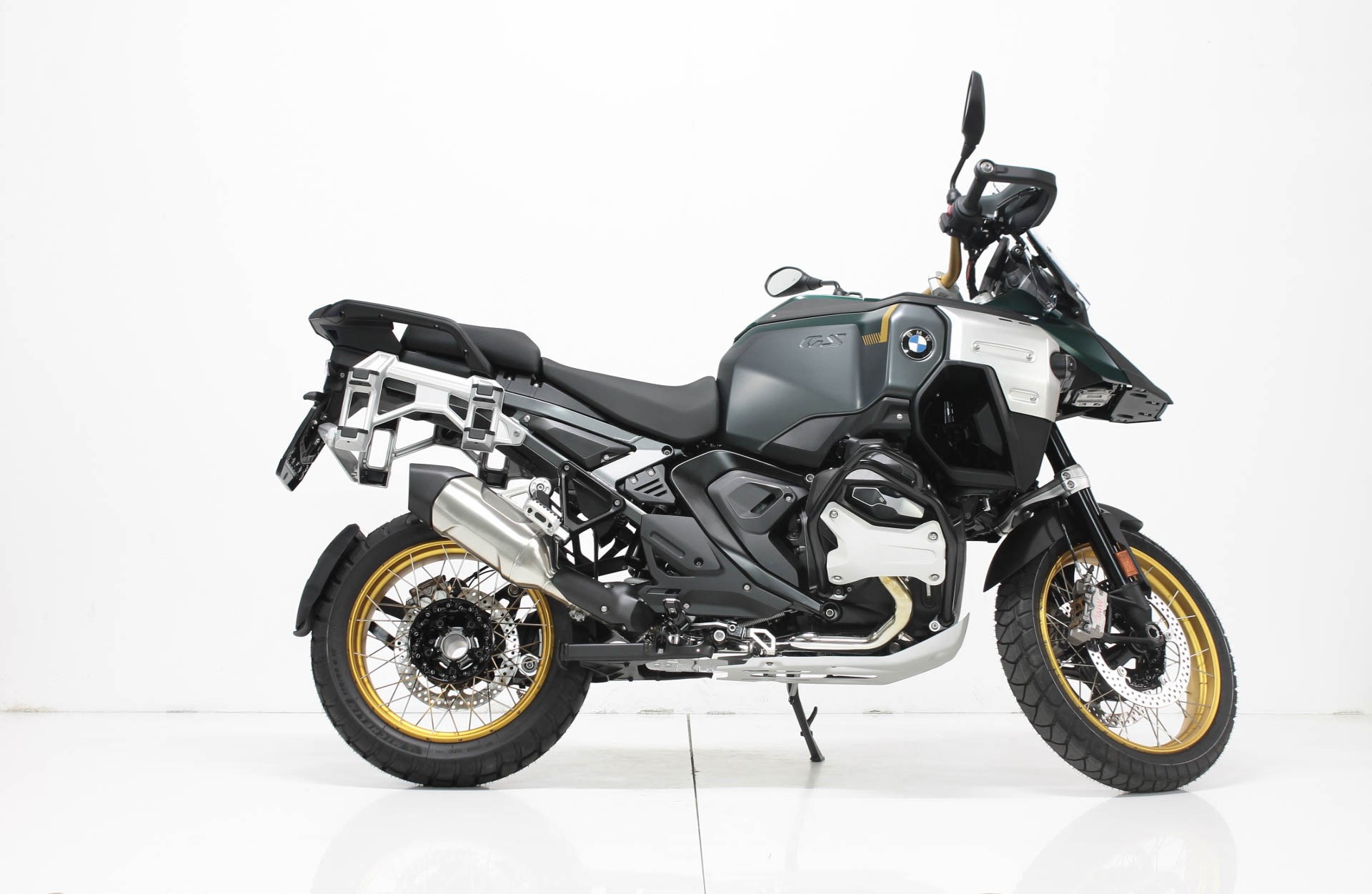 BMW R 1300 GS Adventure-showroom-element-1