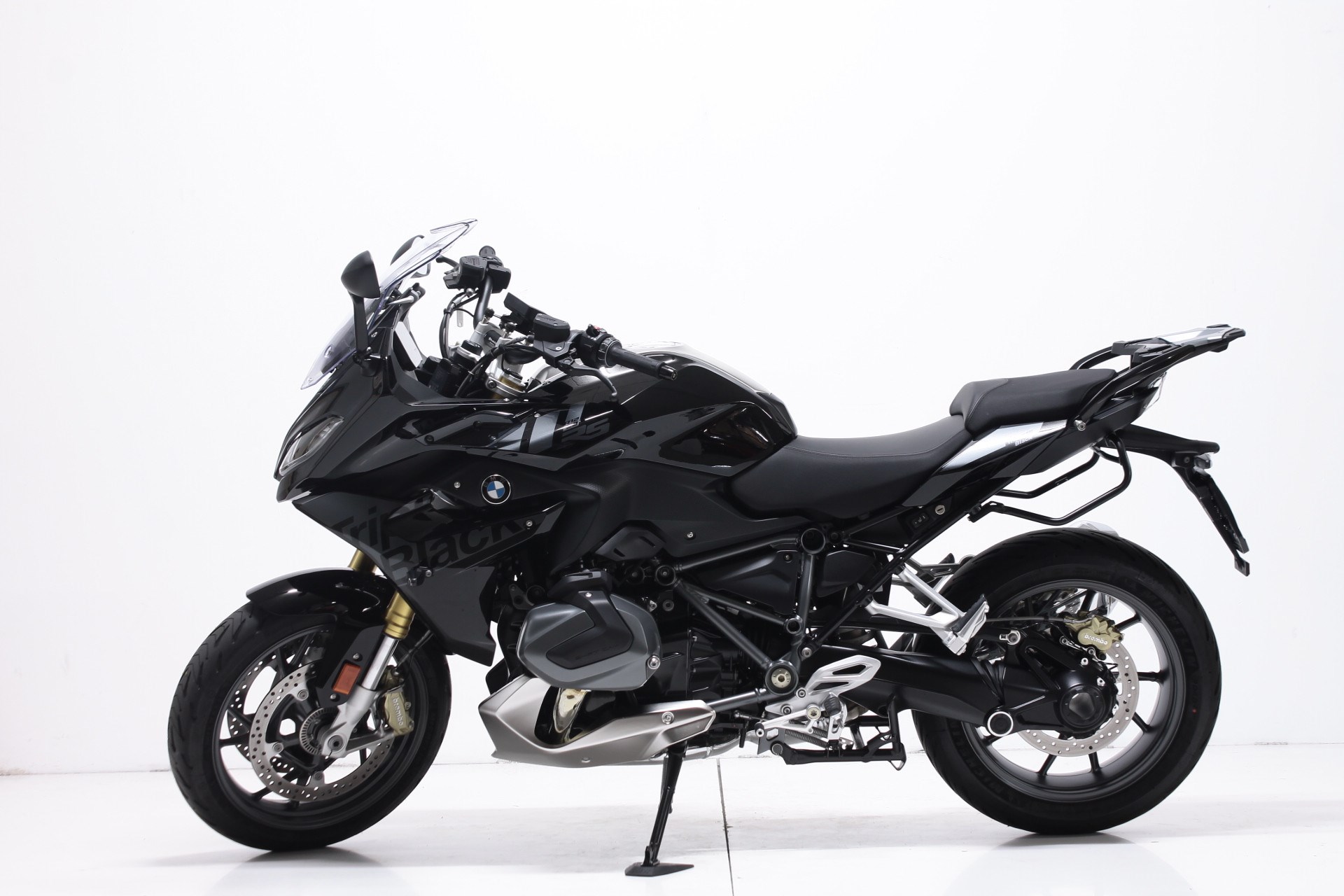 BMW R 1250 RS Triple Black-showroom-element-1