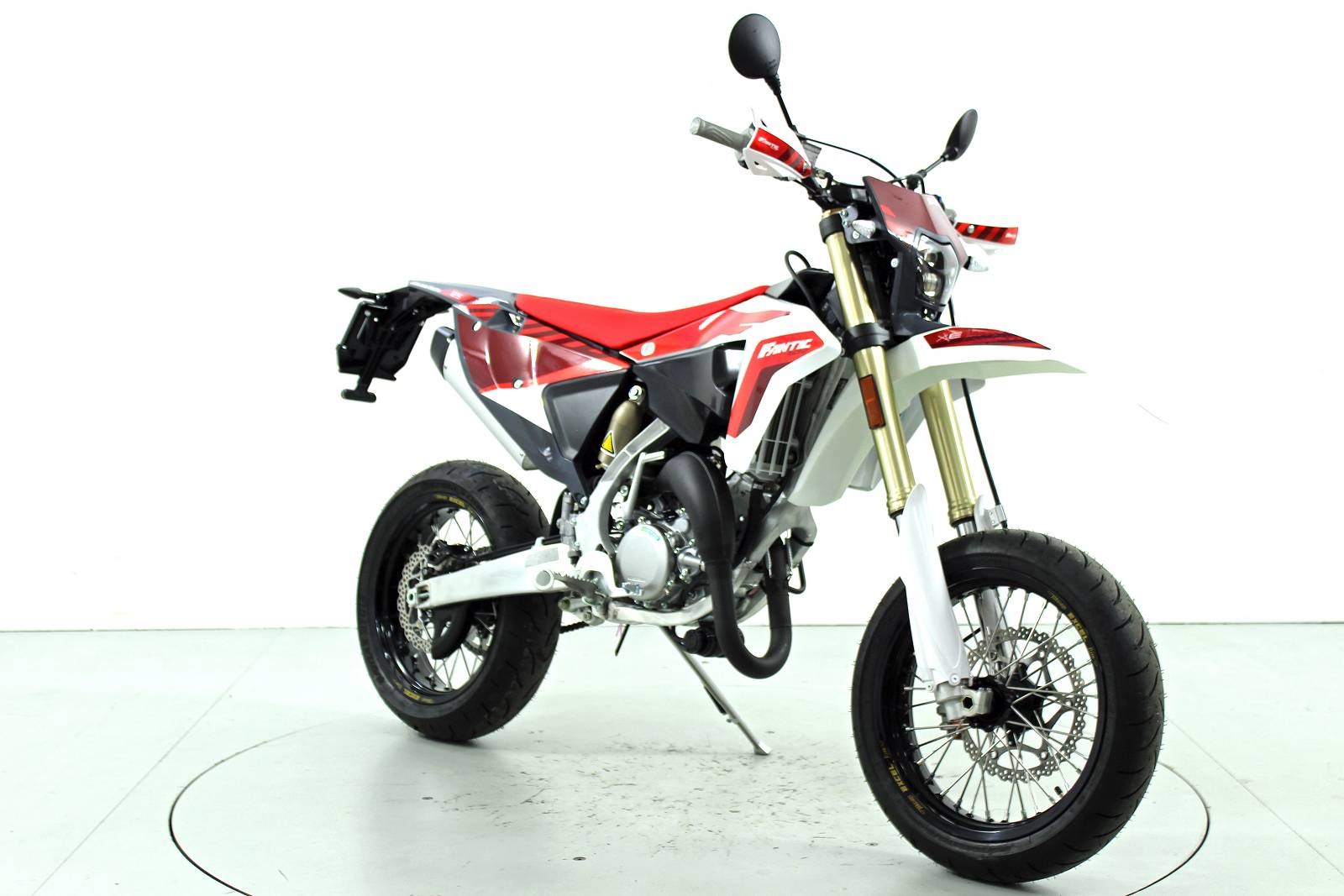 FANTIC XE 125 Competition-showroom-element-1