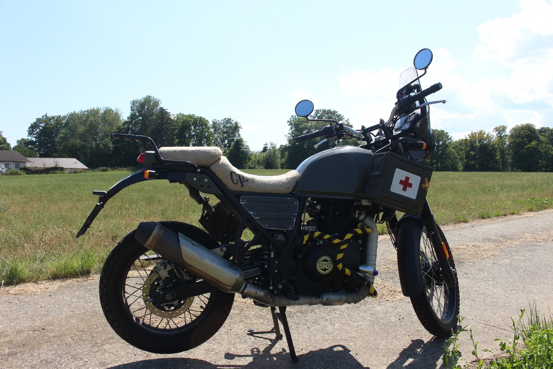 ROYAL ENFIELD Himalayan-image-2