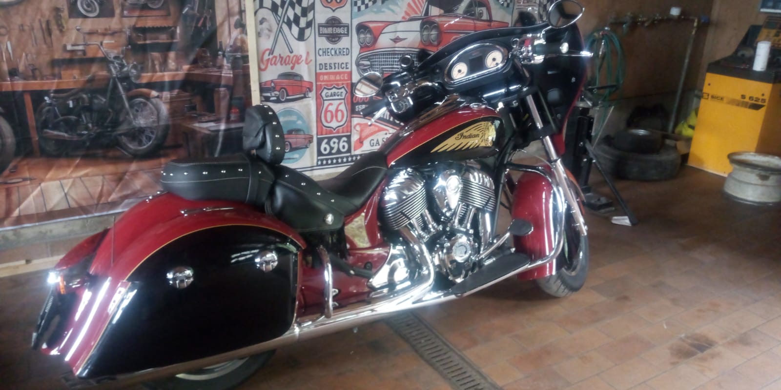 INDIAN Chieftain-image-0